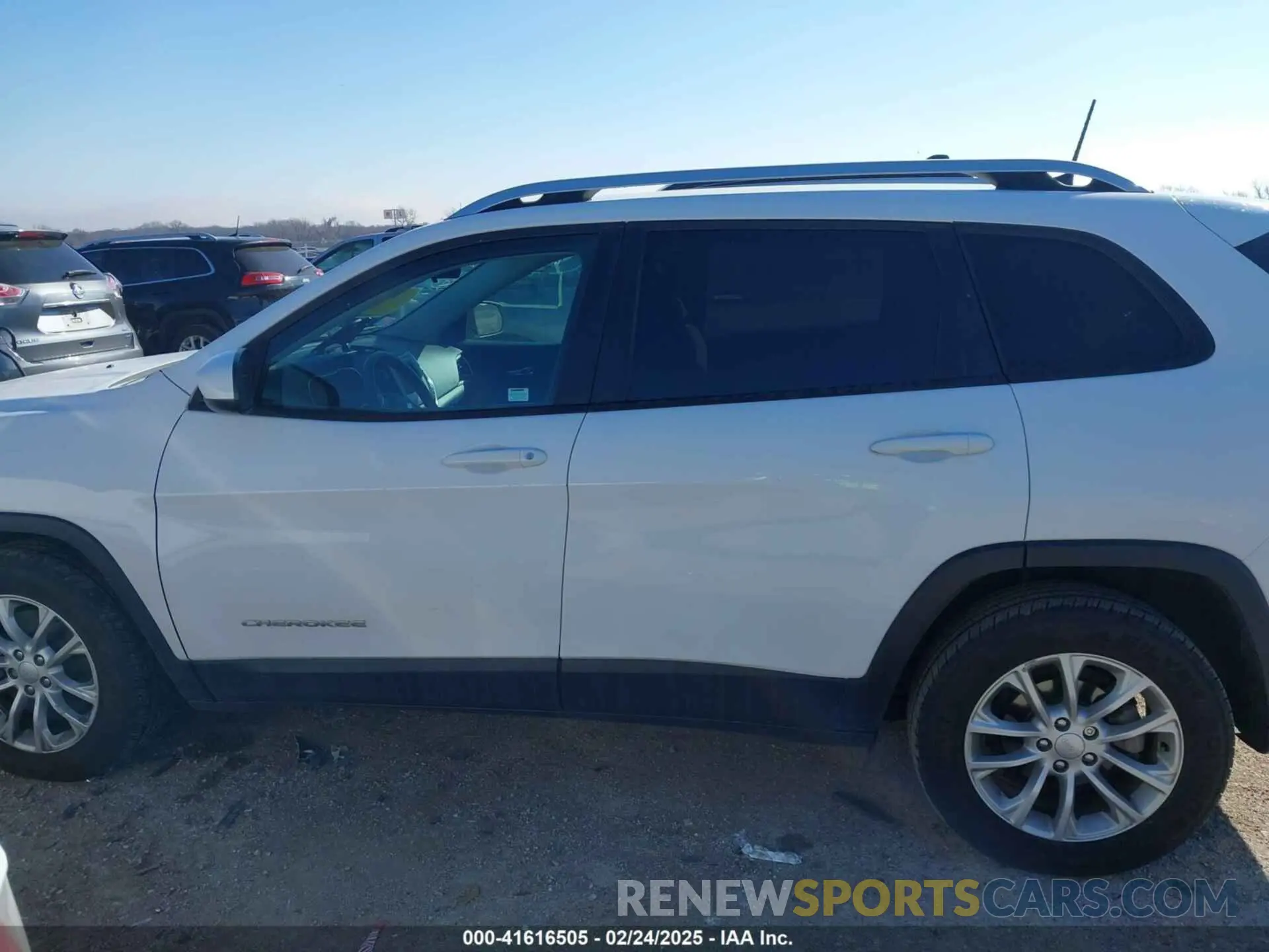 14 Фотография поврежденного автомобиля 1C4PJLCB2LD629458 JEEP CHEROKEE 2020