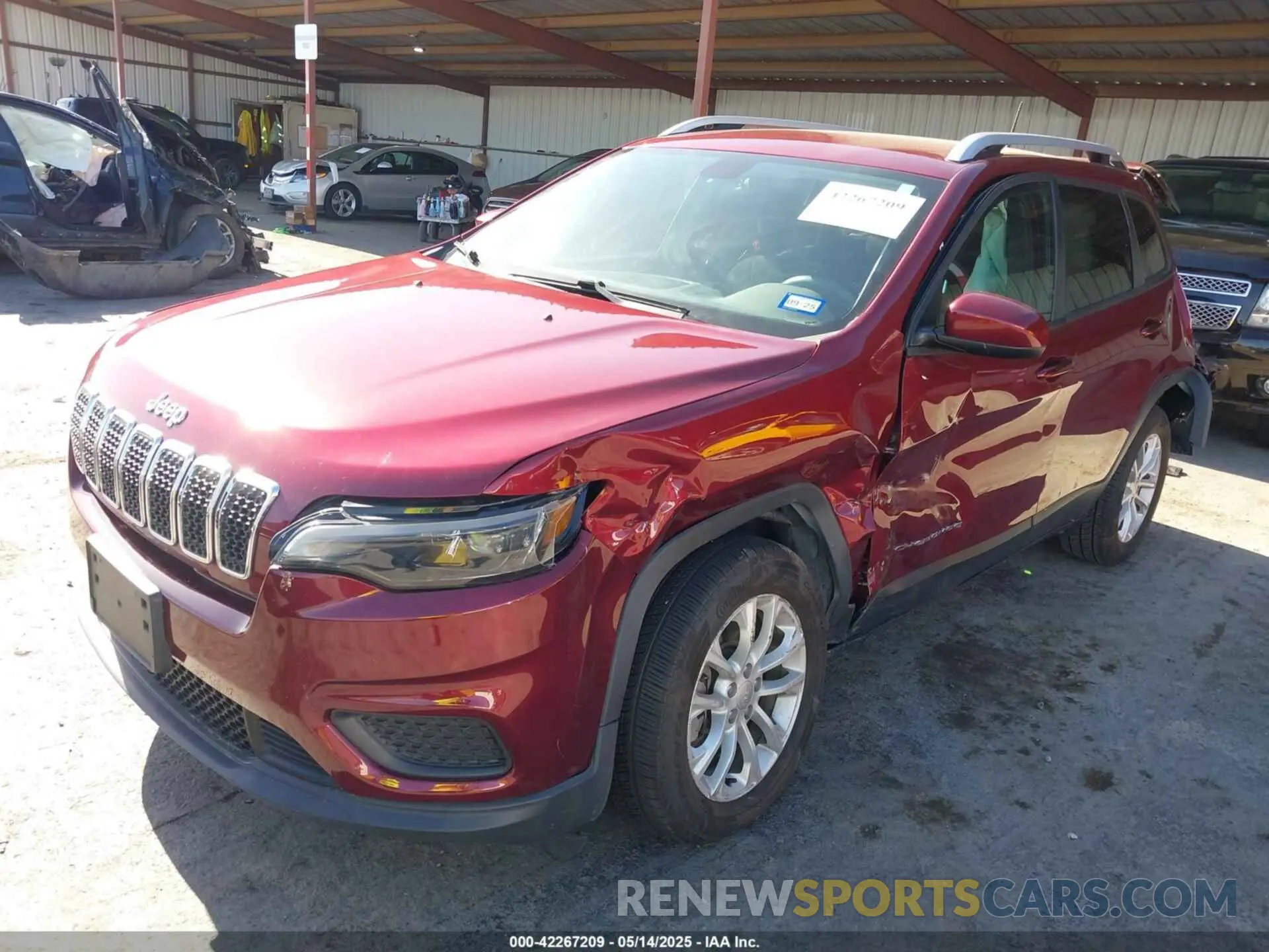 2 Фотография поврежденного автомобиля 1C4PJLCB4LD648903 JEEP CHEROKEE 2020