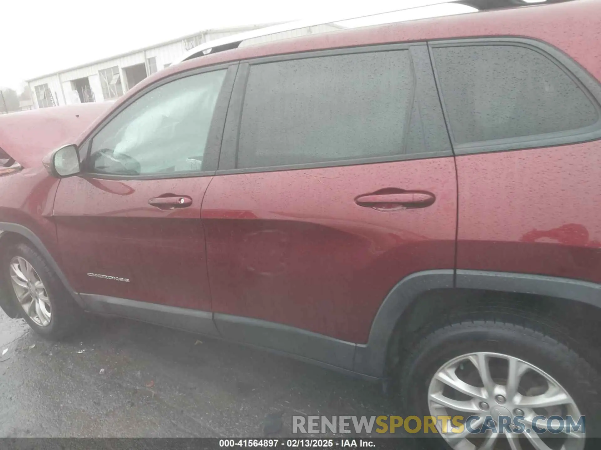 14 Photograph of a damaged car 1C4PJLCB7LD542199 JEEP CHEROKEE 2020