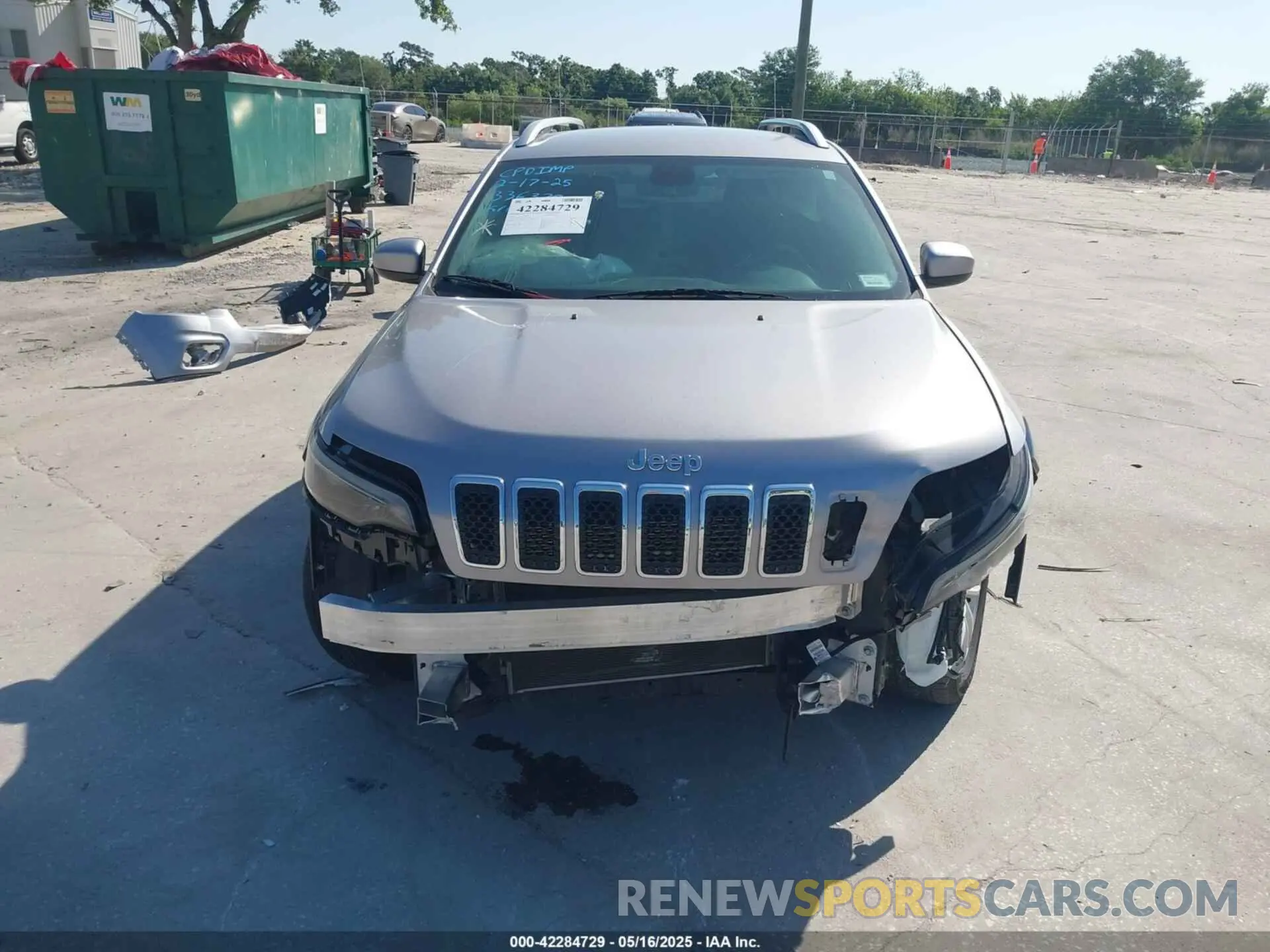 13 Фотография поврежденного автомобиля 1C4PJLCB7LD542428 JEEP CHEROKEE 2020