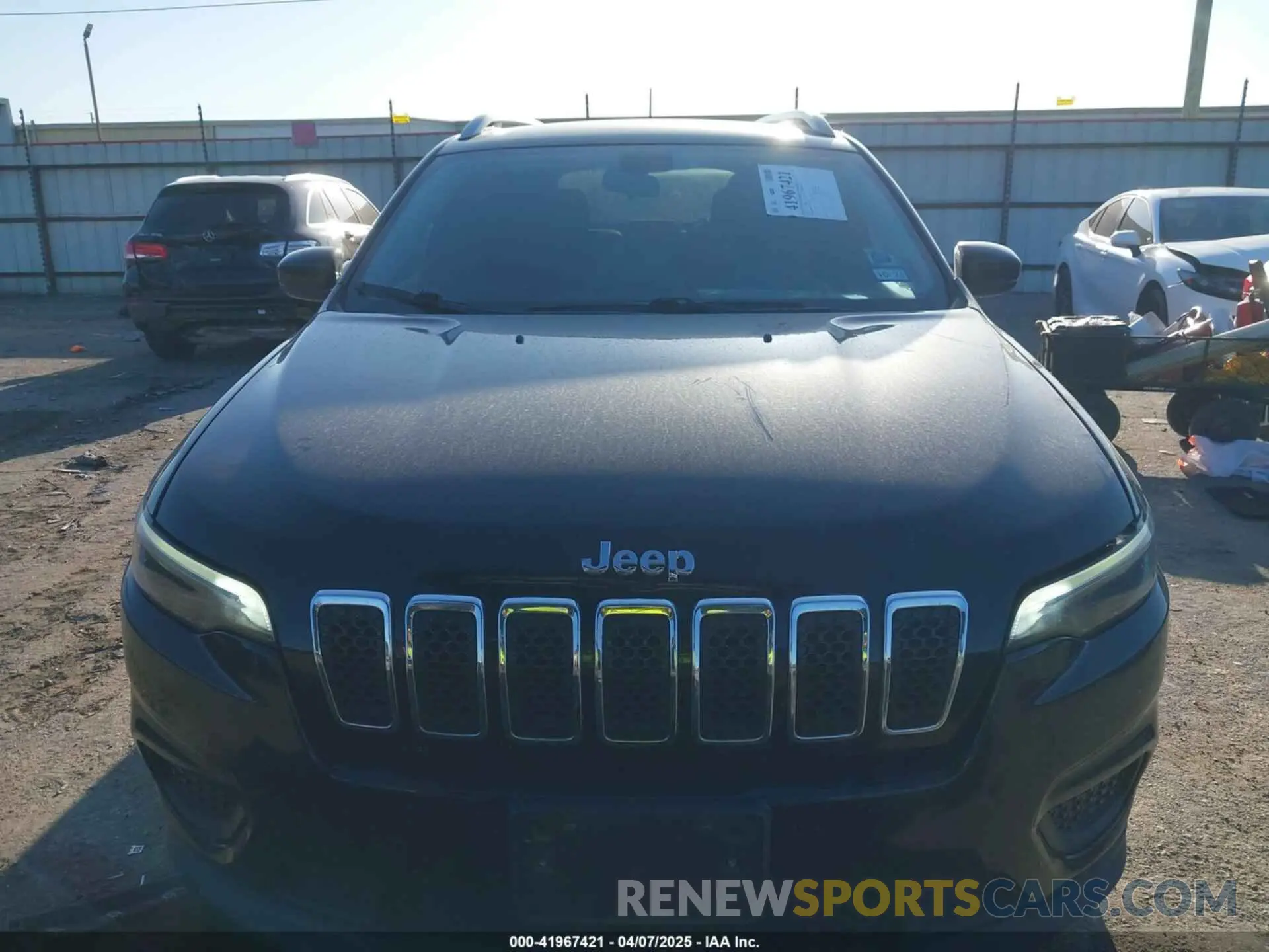 12 Фотография поврежденного автомобиля 1C4PJLCB7LD561691 JEEP CHEROKEE 2020