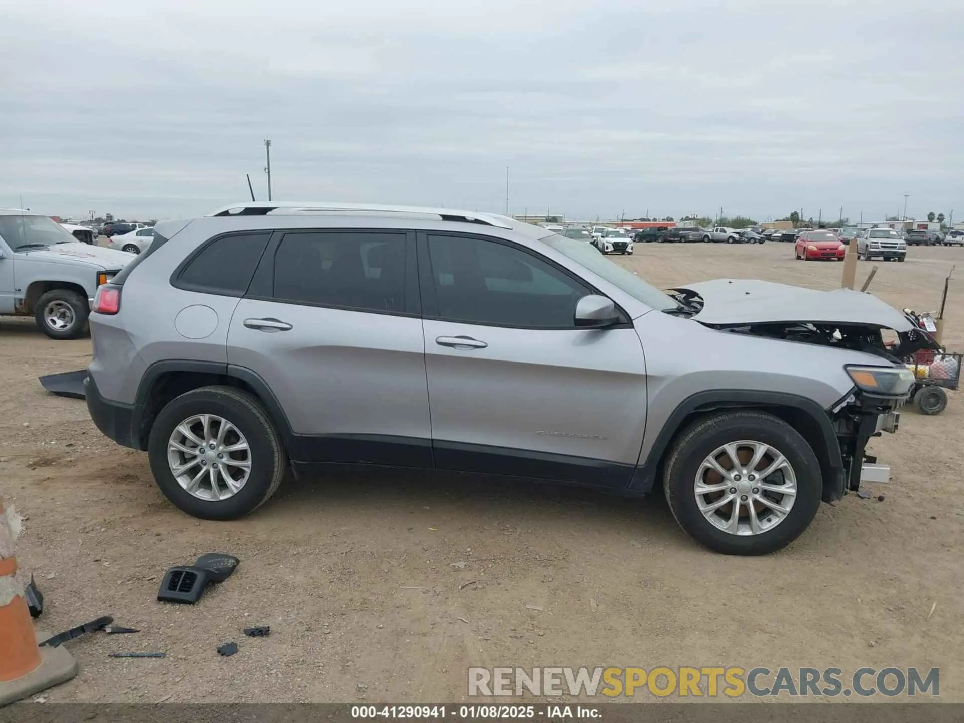 14 Фотография поврежденного автомобиля 1C4PJLCB9LD552992 JEEP CHEROKEE 2020