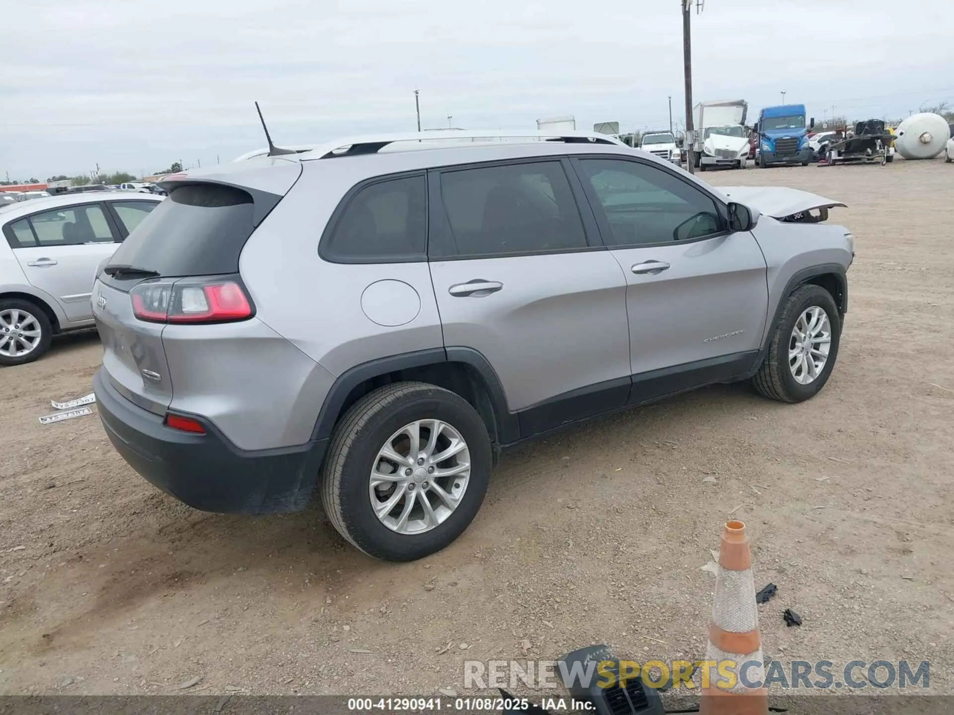 4 Фотография поврежденного автомобиля 1C4PJLCB9LD552992 JEEP CHEROKEE 2020