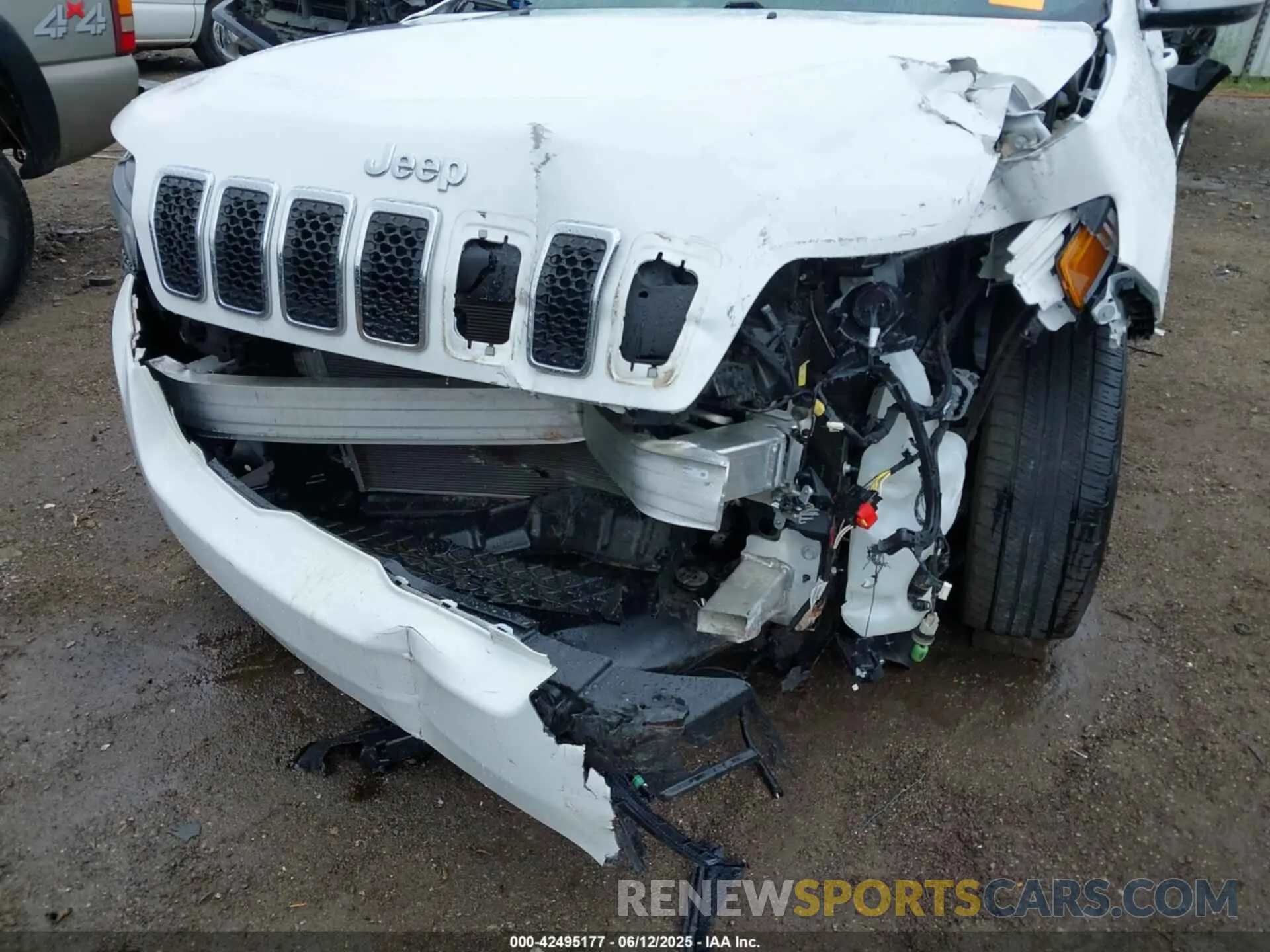 6 Photograph of a damaged car 1C4PJLDB3LD643254 JEEP CHEROKEE 2020