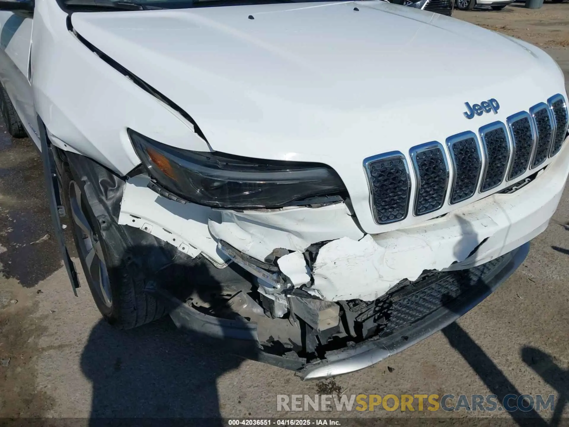 6 Фотография поврежденного автомобиля 1C4PJLDB4LD595411 JEEP CHEROKEE 2020