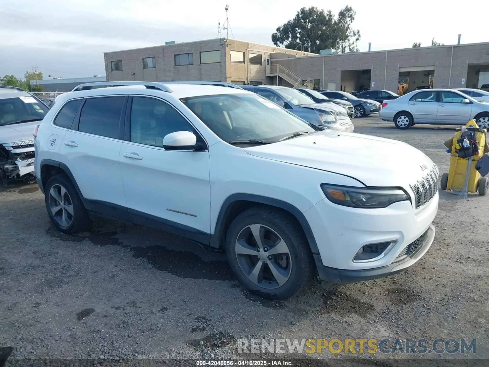 1 Фотография поврежденного автомобиля 1C4PJLDB5LD535248 JEEP CHEROKEE 2020