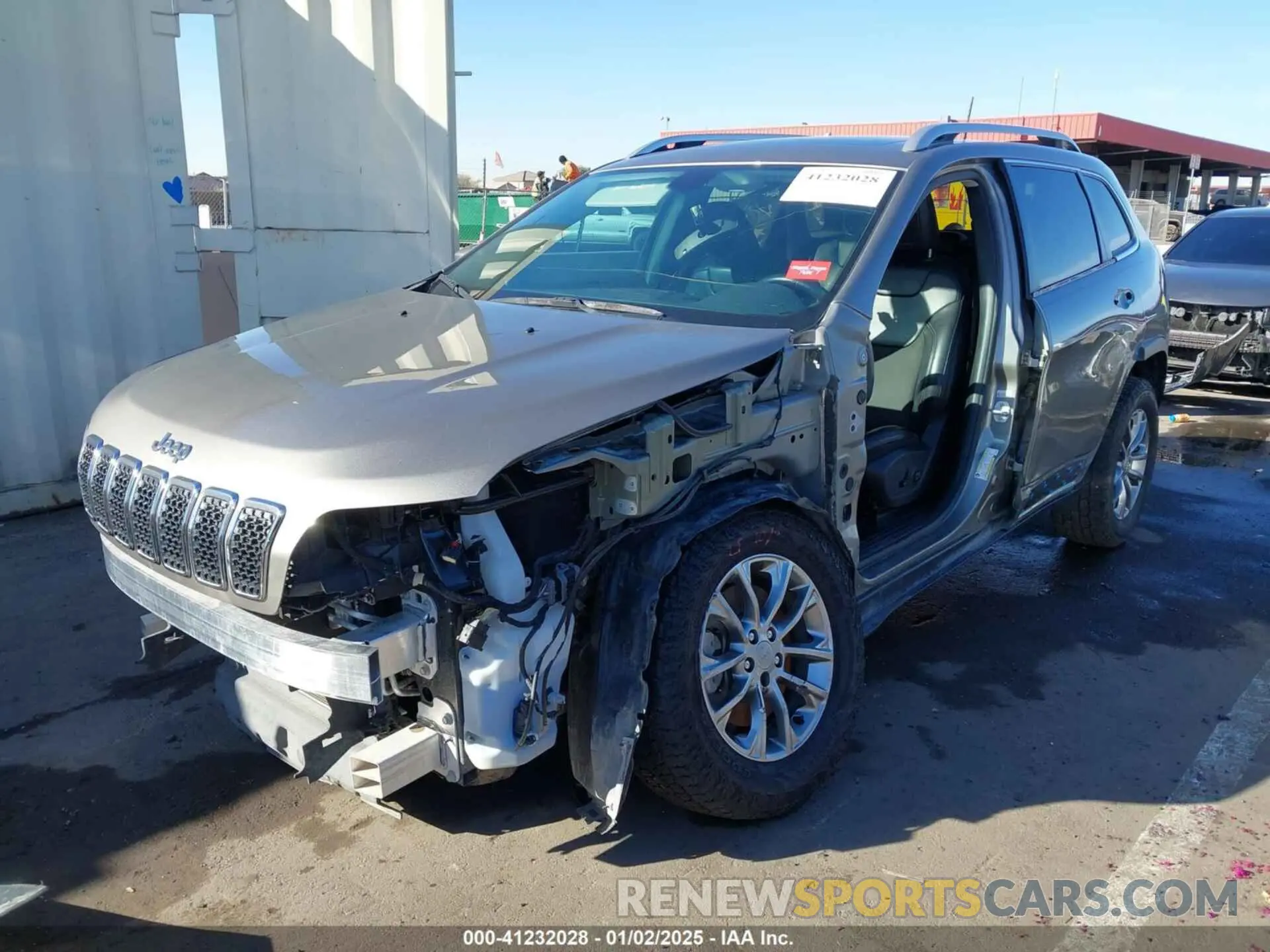 2 Photograph of a damaged car 1C4PJLLB5LD521965 JEEP CHEROKEE 2020