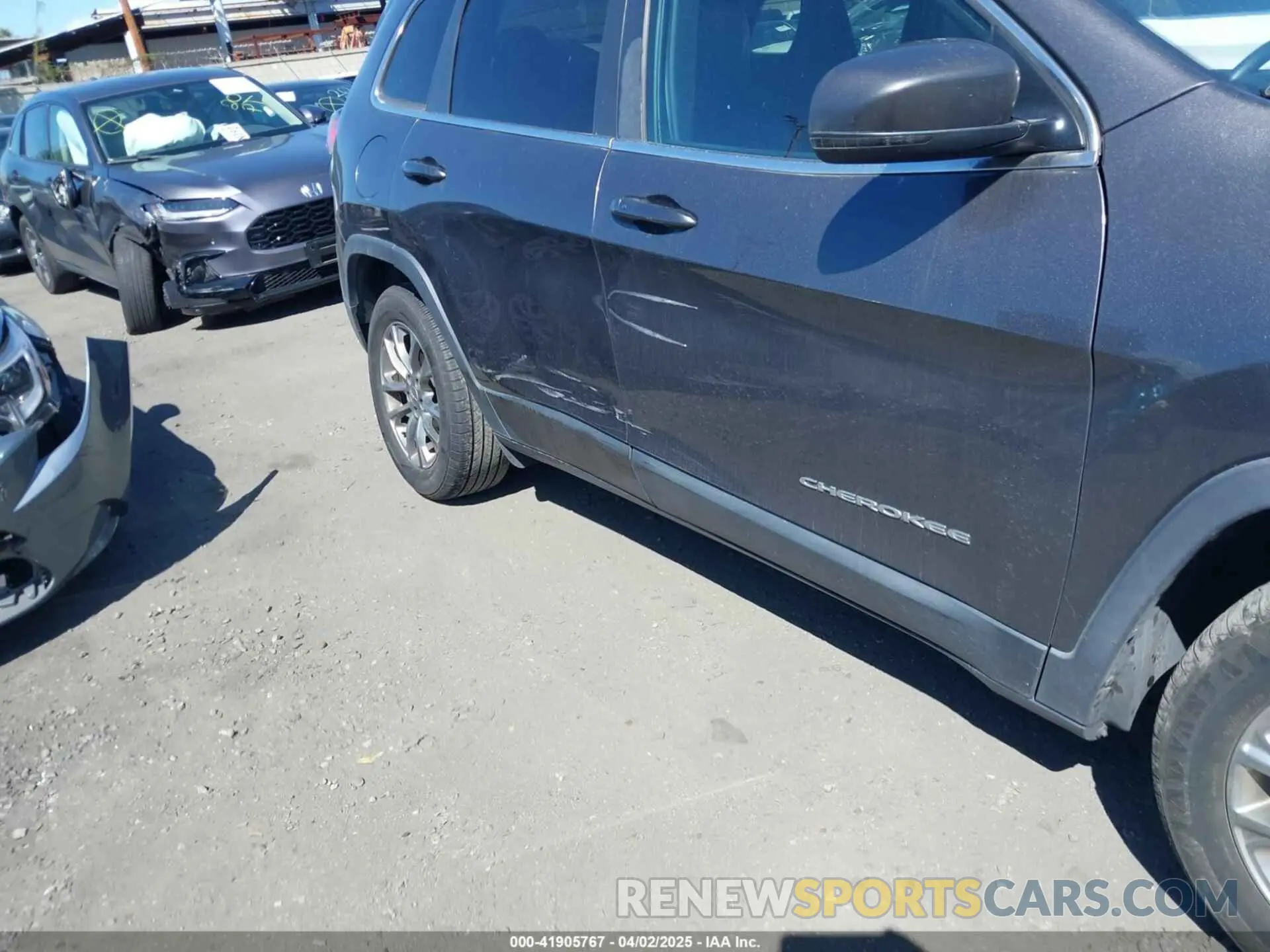 13 Фотография поврежденного автомобиля 1C4PJLLB9LD605920 JEEP CHEROKEE 2020