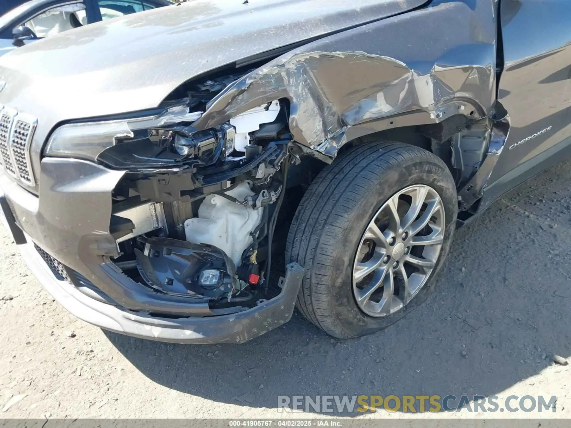 6 Фотография поврежденного автомобиля 1C4PJLLB9LD605920 JEEP CHEROKEE 2020