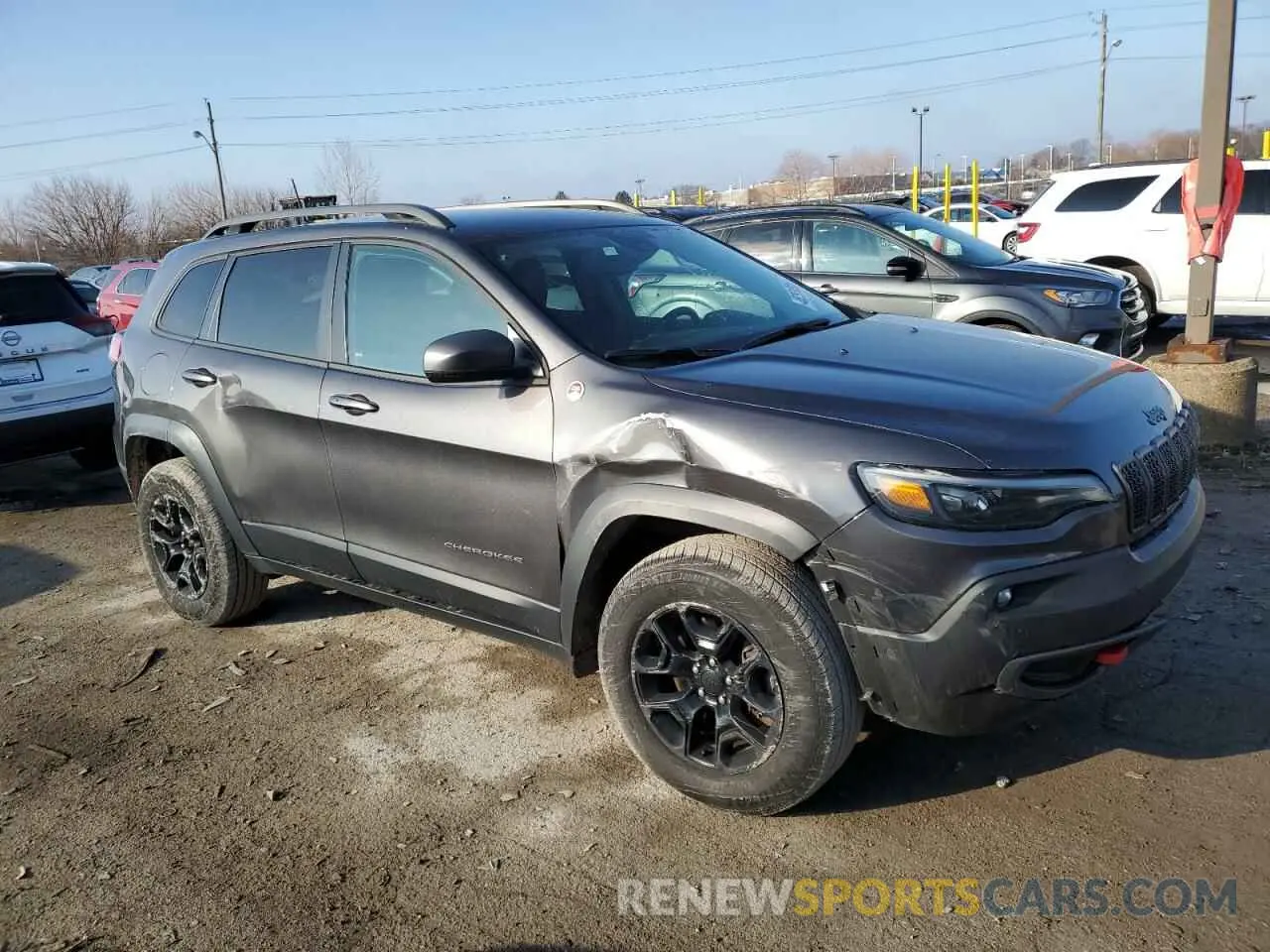 4 Photograph of a damaged car 1C4PJMBX1LD564864 JEEP CHEROKEE 2020