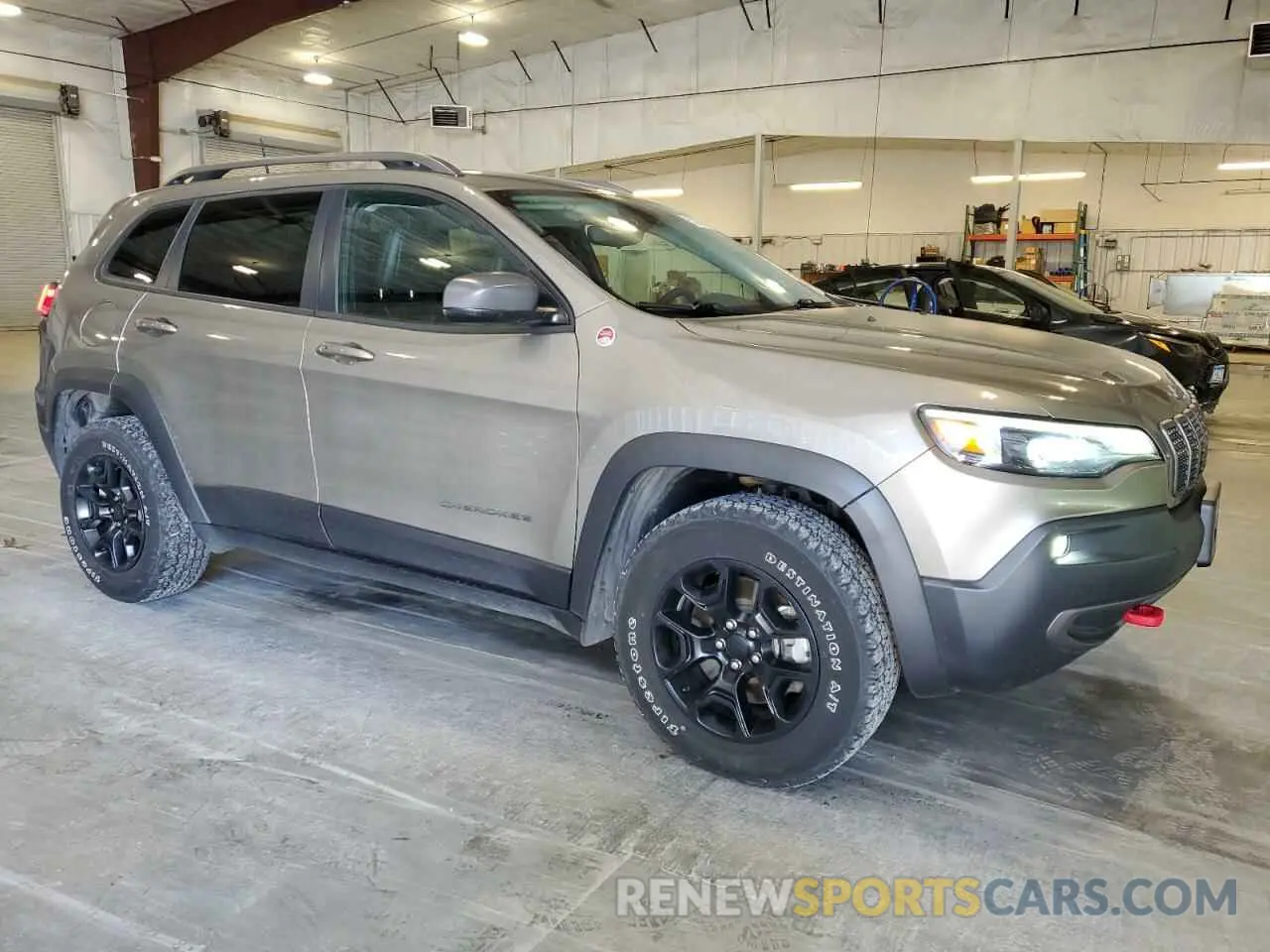 4 Photograph of a damaged car 1C4PJMBX3LD608752 JEEP CHEROKEE 2020