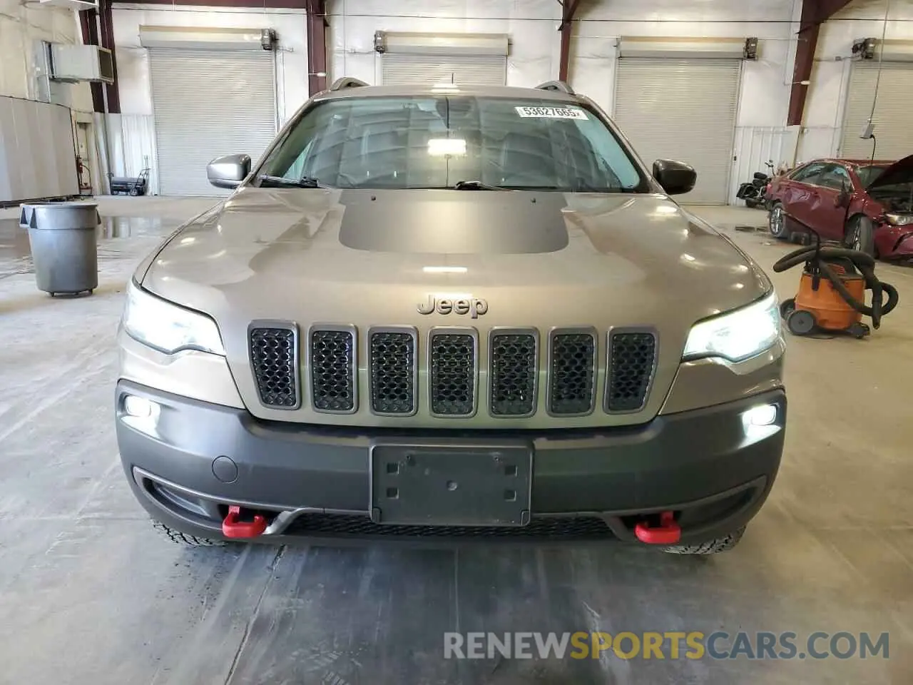 5 Photograph of a damaged car 1C4PJMBX3LD608752 JEEP CHEROKEE 2020