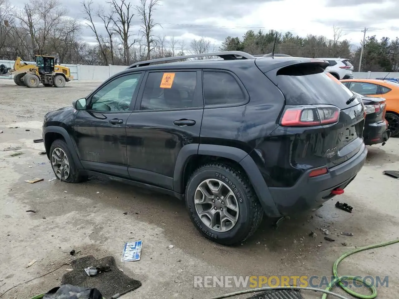 2 Photograph of a damaged car 1C4PJMBX4LD515285 JEEP CHEROKEE 2020