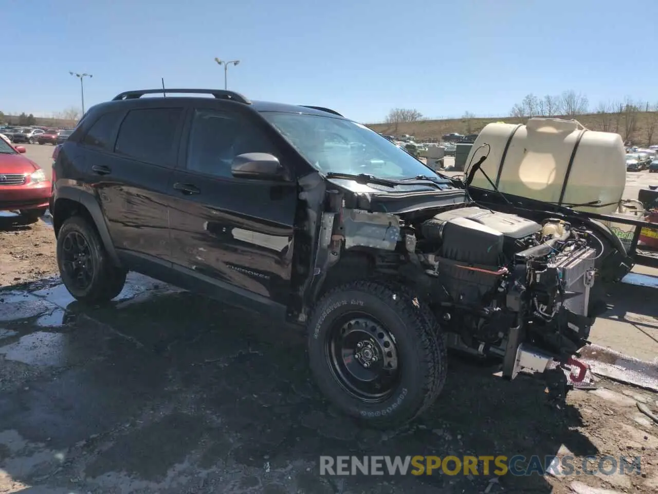 4 Photograph of a damaged car 1C4PJMBX4LD568343 JEEP CHEROKEE 2020