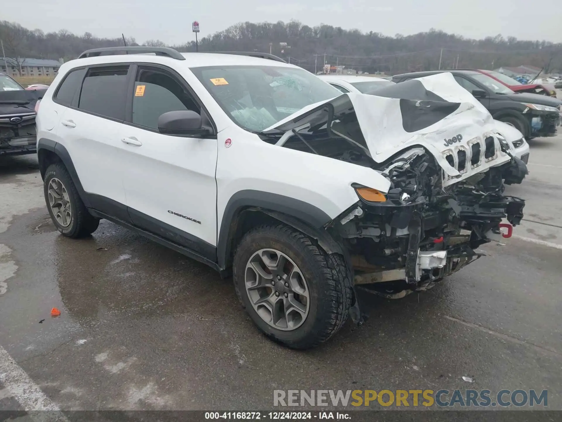1 Фотография поврежденного автомобиля 1C4PJMBX9LD529182 JEEP CHEROKEE 2020
