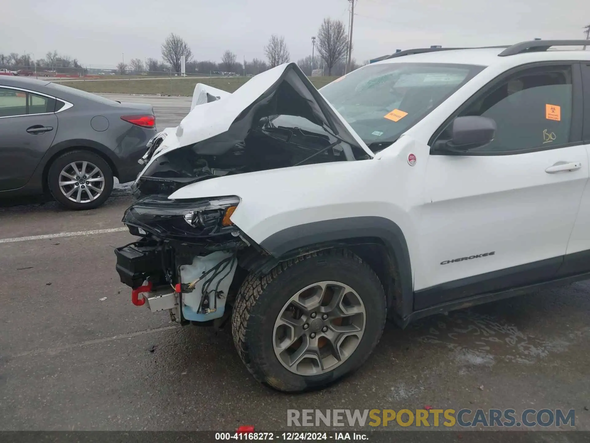 12 Фотография поврежденного автомобиля 1C4PJMBX9LD529182 JEEP CHEROKEE 2020