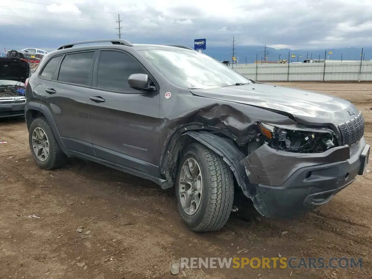 4 Photograph of a damaged car 1C4PJMBXXLD500953 JEEP CHEROKEE 2020