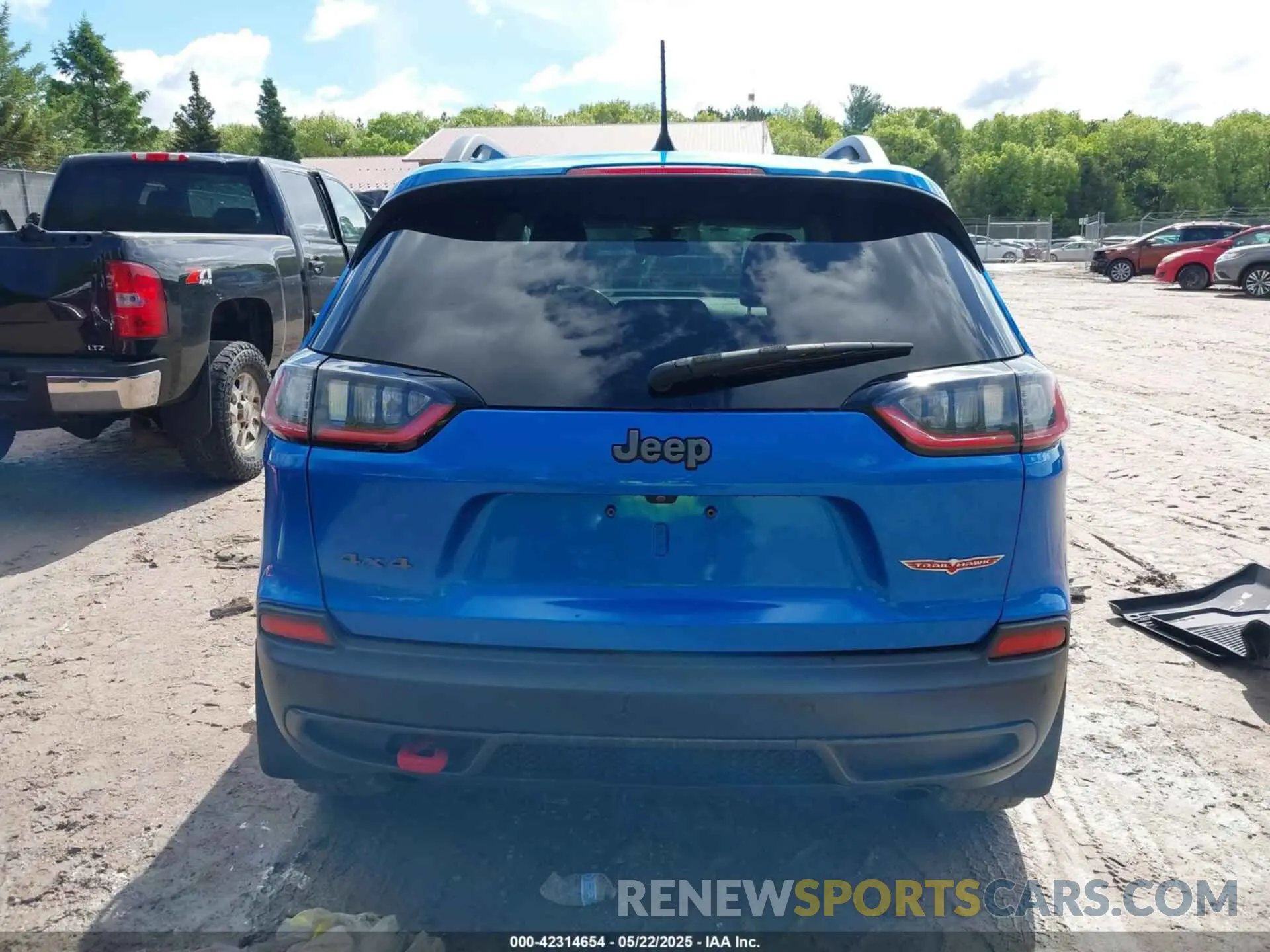 16 Фотография поврежденного автомобиля 1C4PJMBXXLD636547 JEEP CHEROKEE 2020