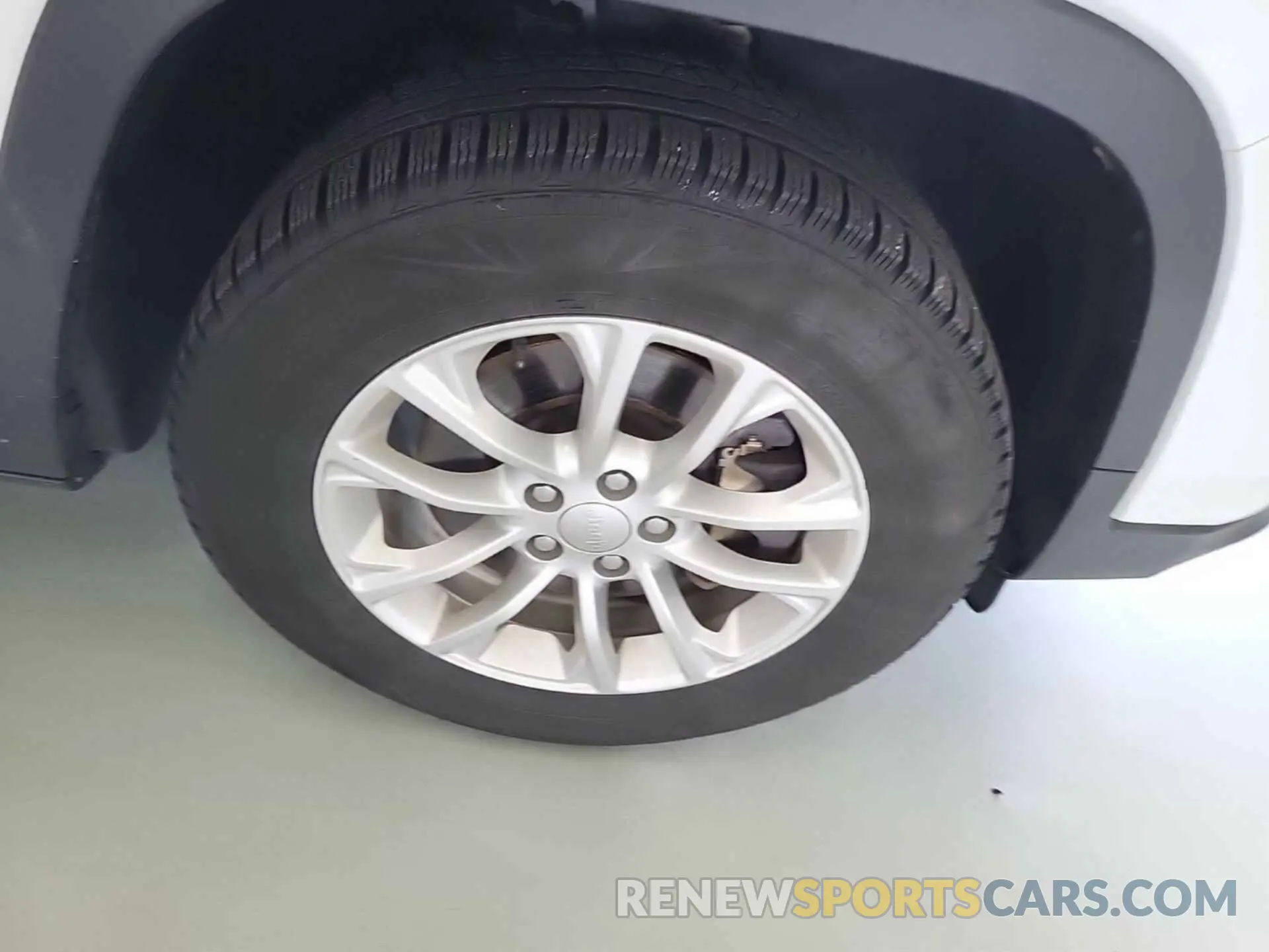 16 Фотография поврежденного автомобиля 1C4PJMCB0LD536587 JEEP CHEROKEE 2020