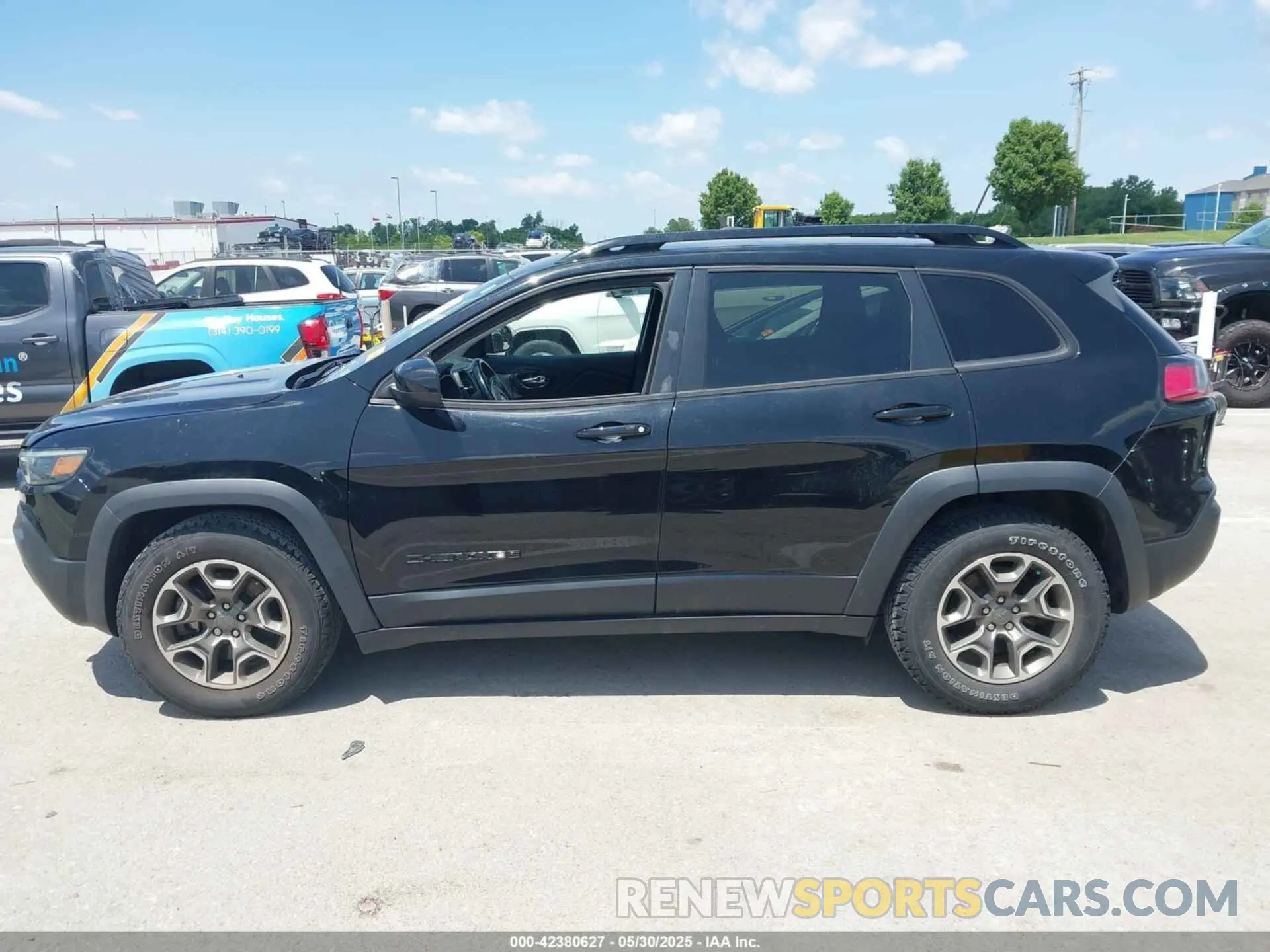 14 Фотография поврежденного автомобиля 1C4PJMCX3LD584466 JEEP CHEROKEE 2020