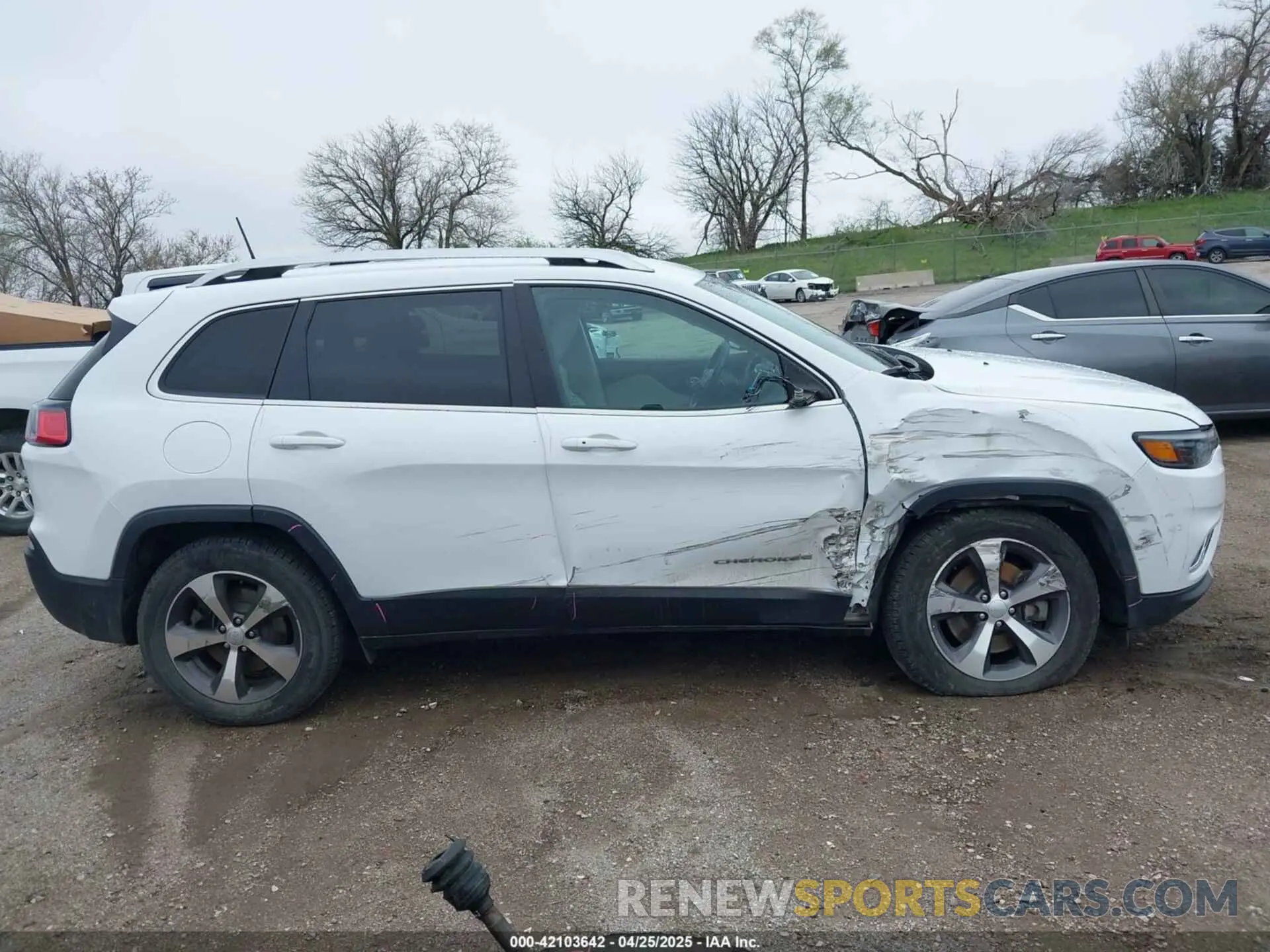 13 Фотография поврежденного автомобиля 1C4PJMDNXLD619792 JEEP CHEROKEE 2020