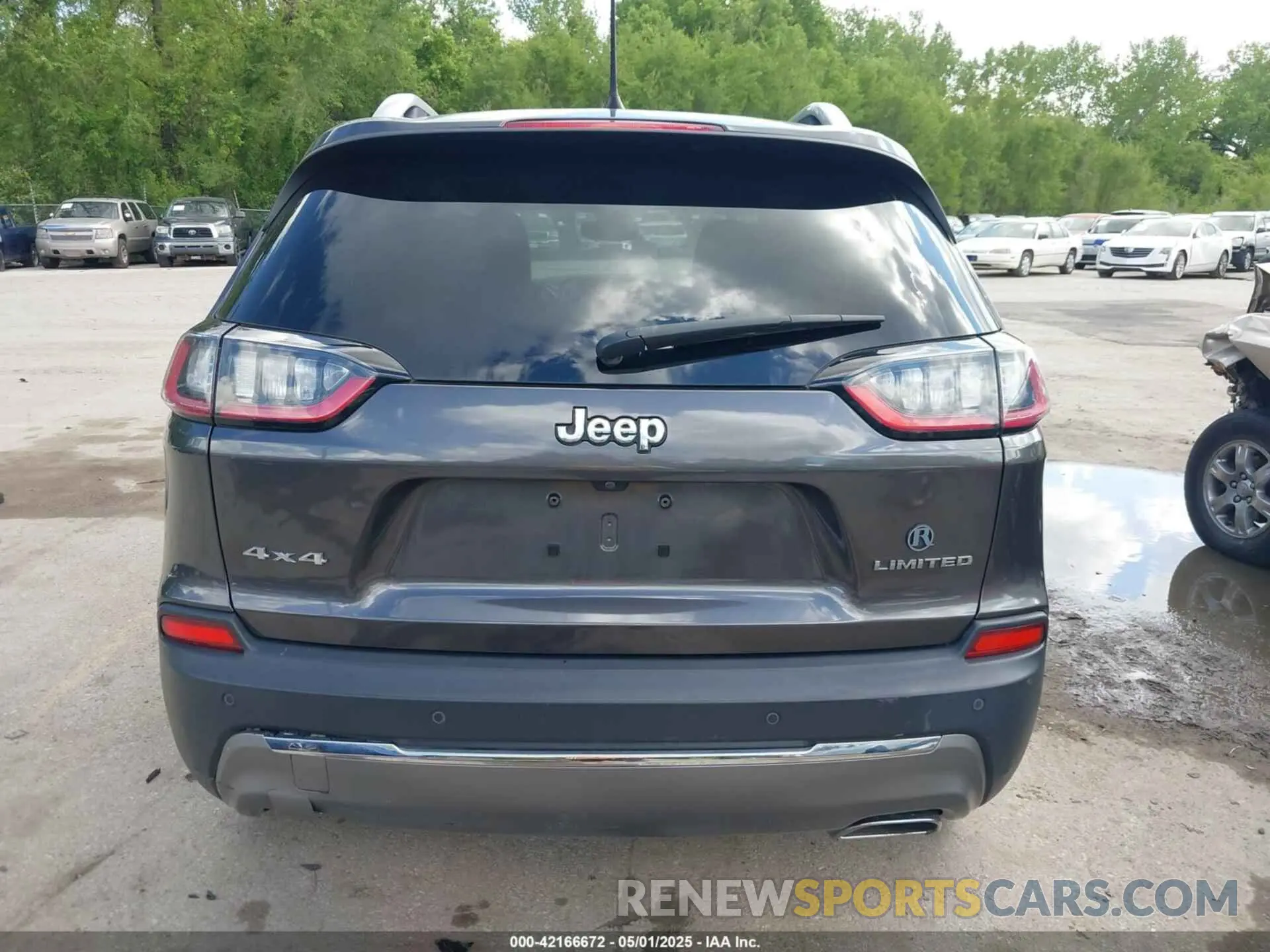 16 Photograph of a damaged car 1C4PJMDX2LD607735 JEEP CHEROKEE 2020
