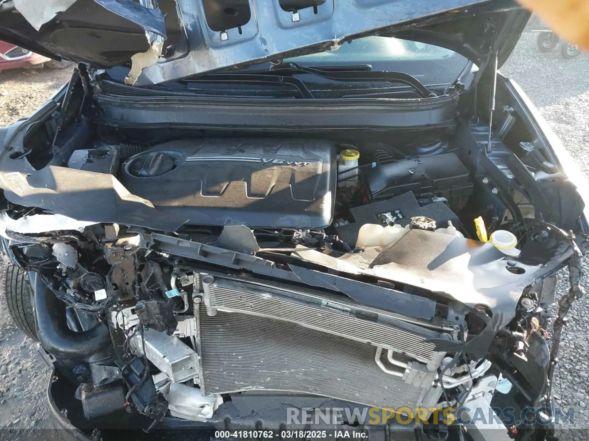 10 Photograph of a damaged car 1C4PJMDX5LD650885 JEEP CHEROKEE 2020