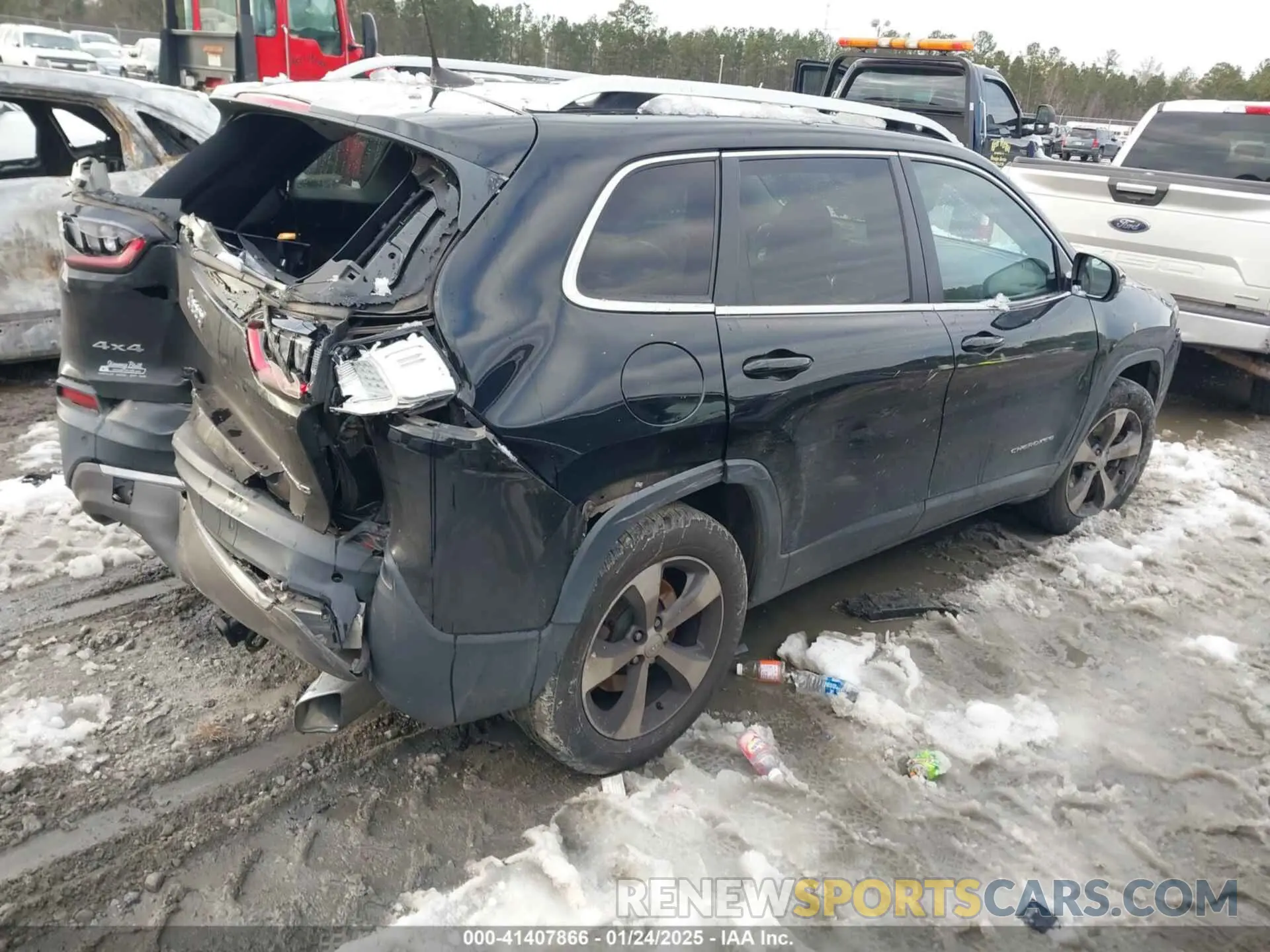 4 Photograph of a damaged car 1C4PJMDX6LD597095 JEEP CHEROKEE 2020