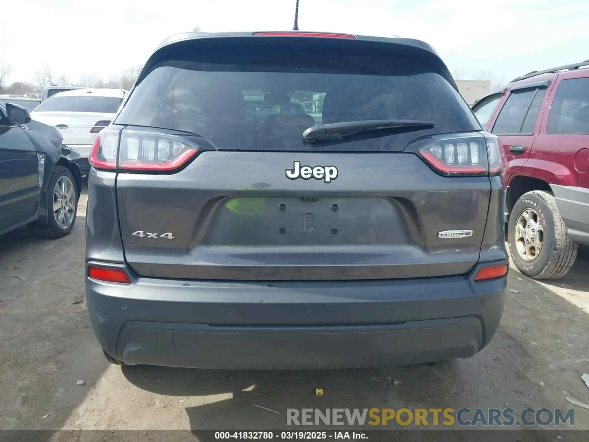 16 Photograph of a damaged car 1C4PJMLB3LD529259 JEEP CHEROKEE 2020