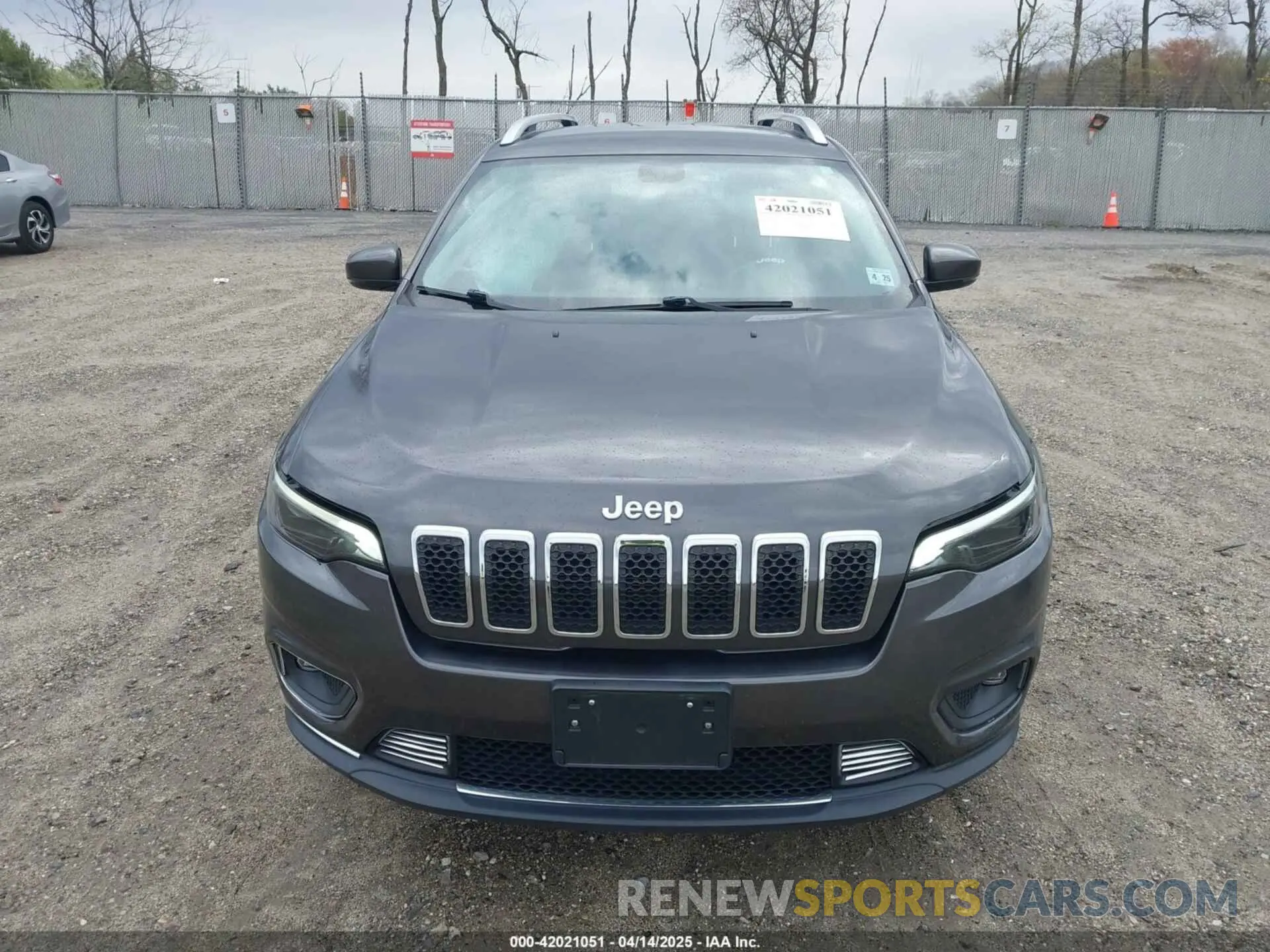 12 Photograph of a damaged car 1C4PJMLB3LD626736 JEEP CHEROKEE 2020