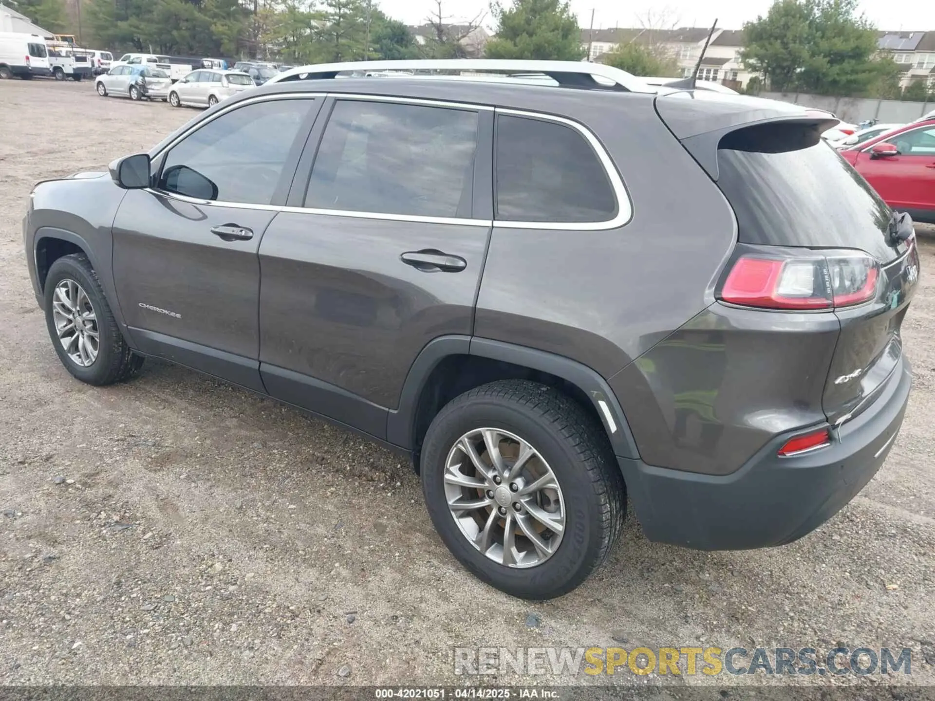 3 Photograph of a damaged car 1C4PJMLB3LD626736 JEEP CHEROKEE 2020