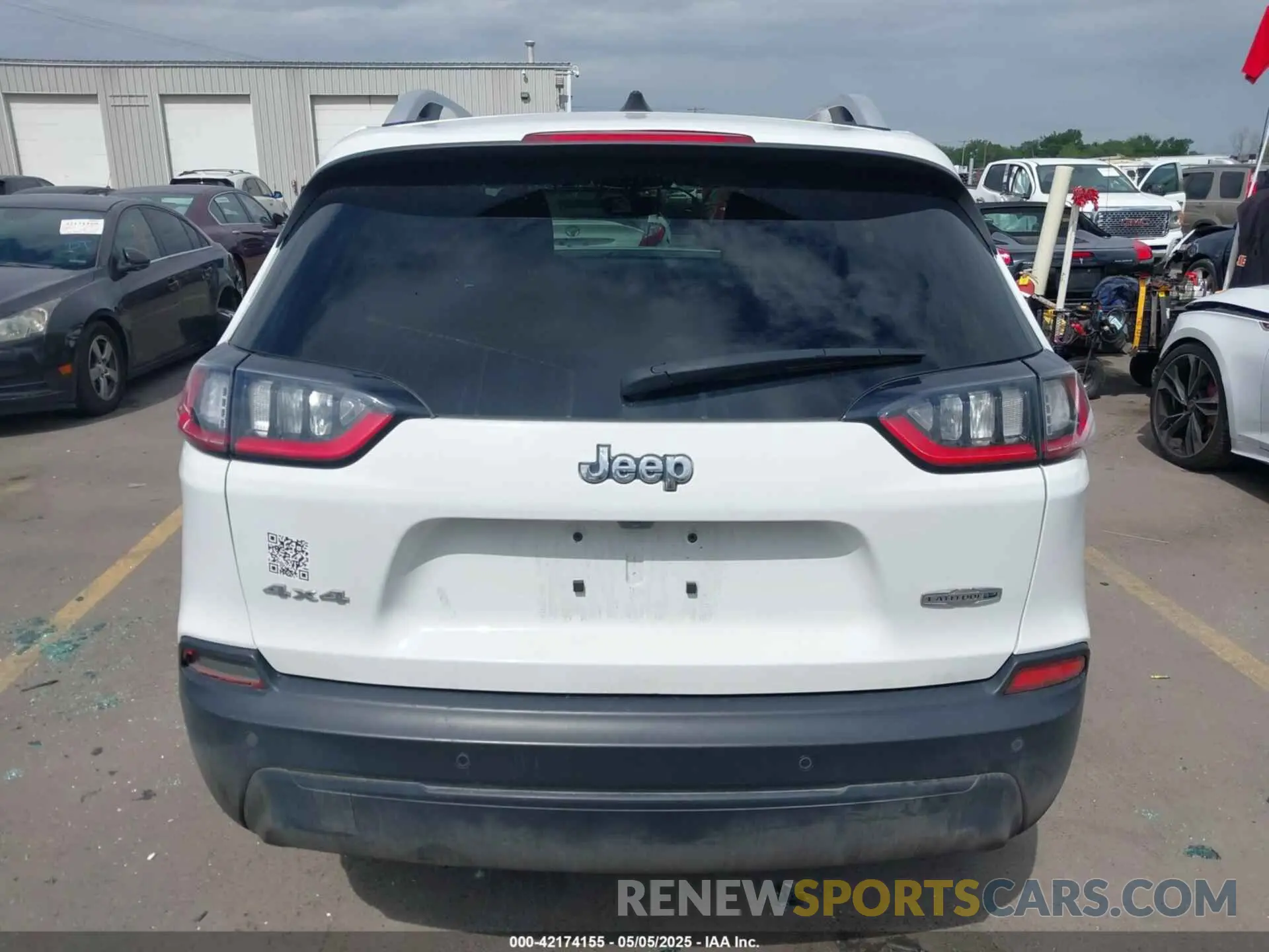 16 Photograph of a damaged car 1C4PJMLB5LD551263 JEEP CHEROKEE 2020