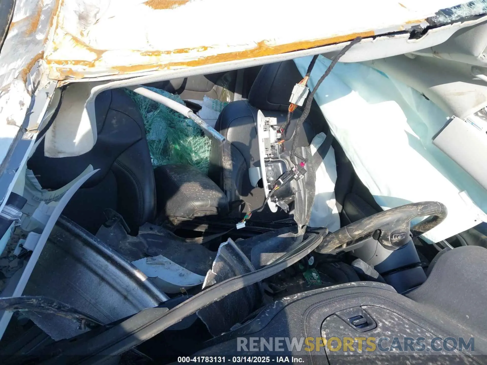 5 Photograph of a damaged car 1C4PJMLB6LD533807 JEEP CHEROKEE 2020