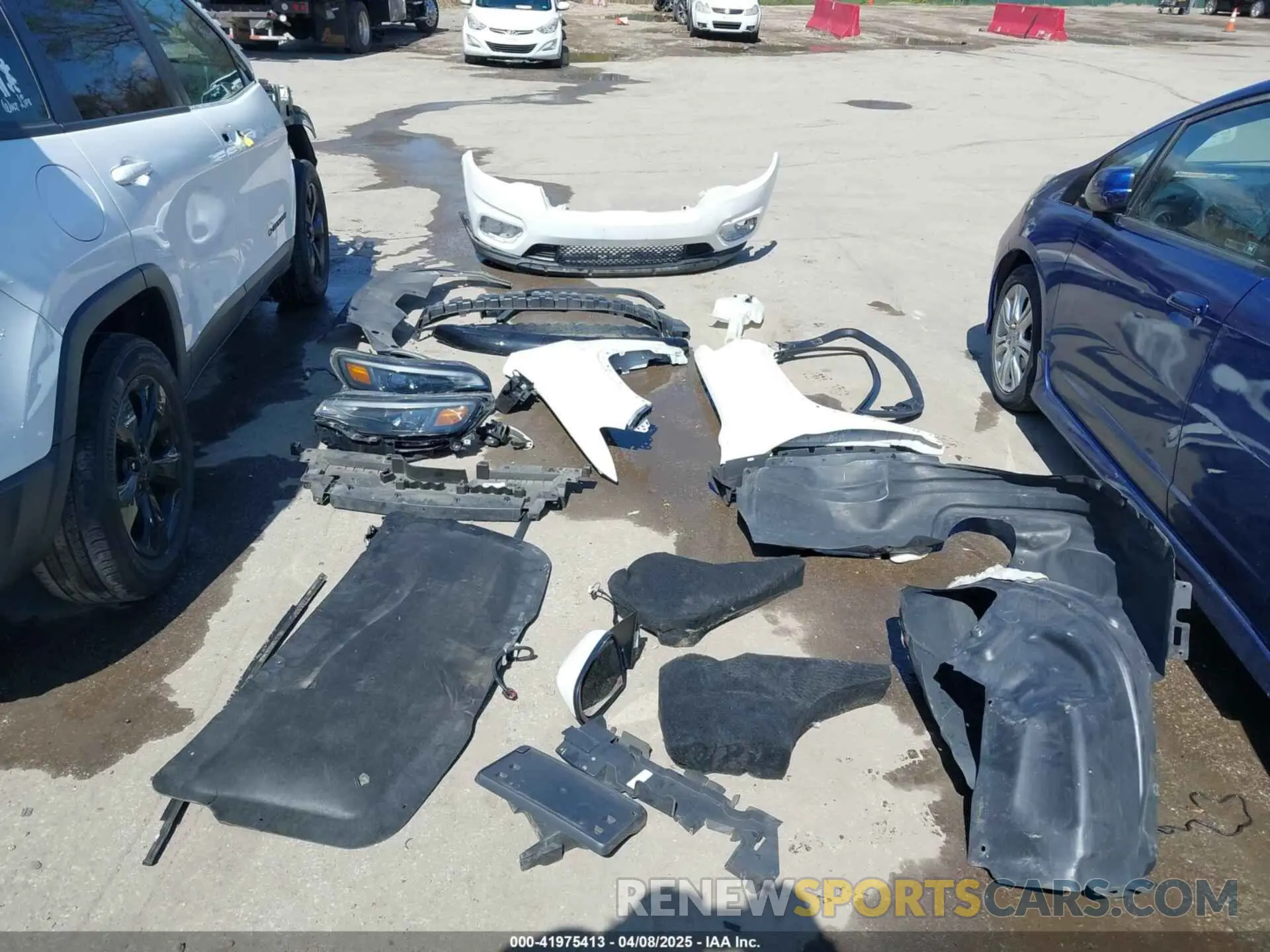 12 Photograph of a damaged car 1C4PJMLN7LD554191 JEEP CHEROKEE 2020