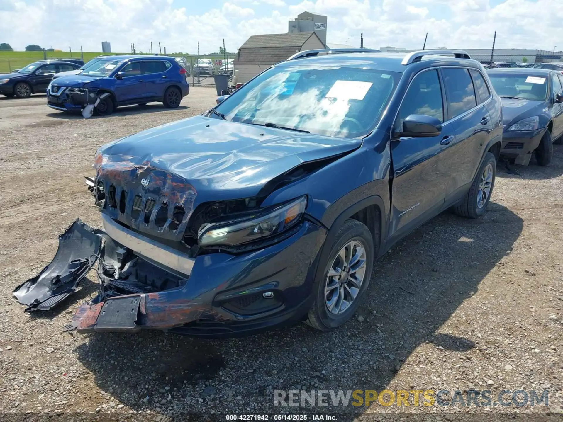 2 Photograph of a damaged car 1C4PJMLX7LD636746 JEEP CHEROKEE 2020