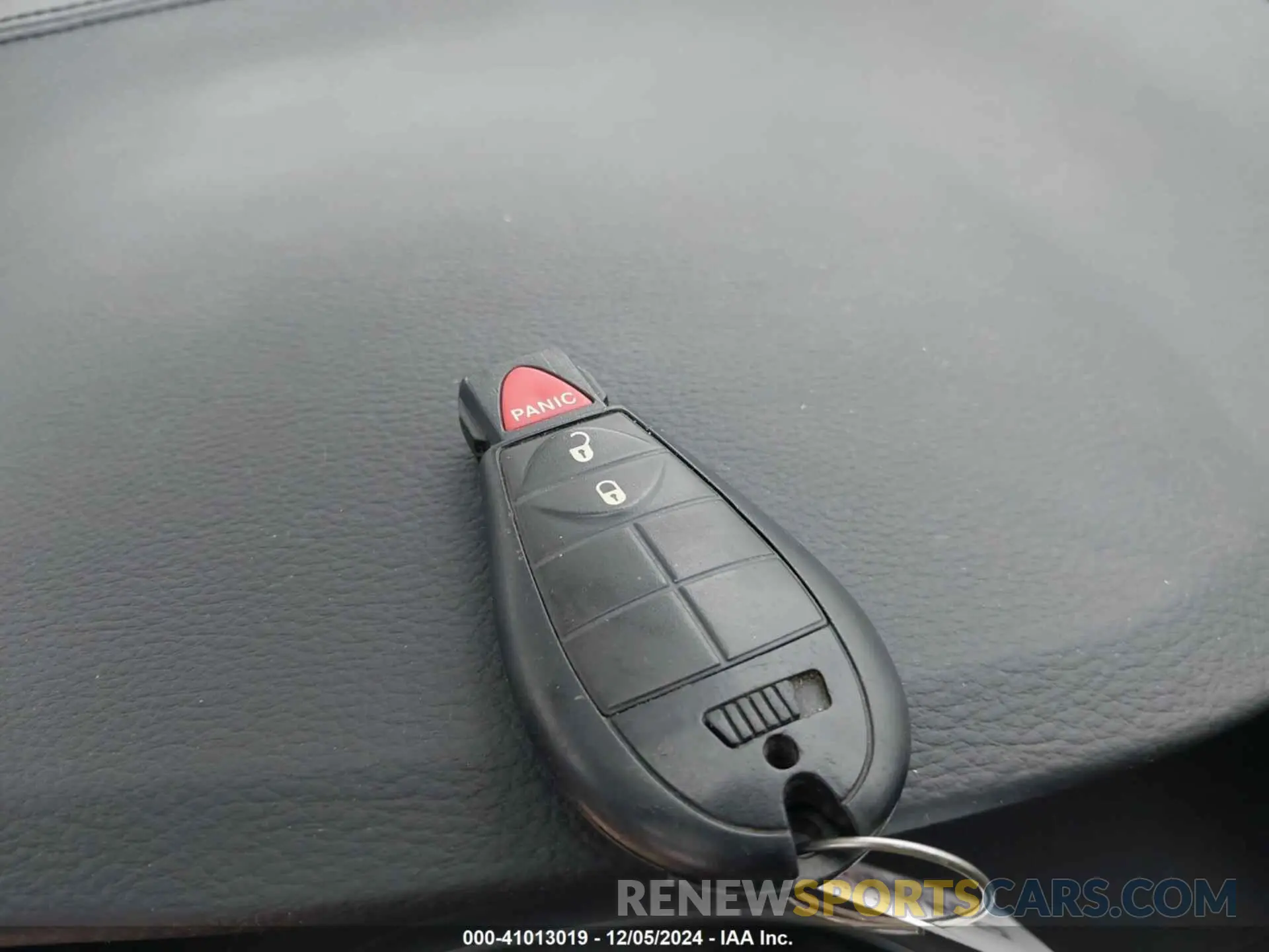 11 Photograph of a damaged car 1C4PJLCB6MD156200 JEEP CHEROKEE 2021