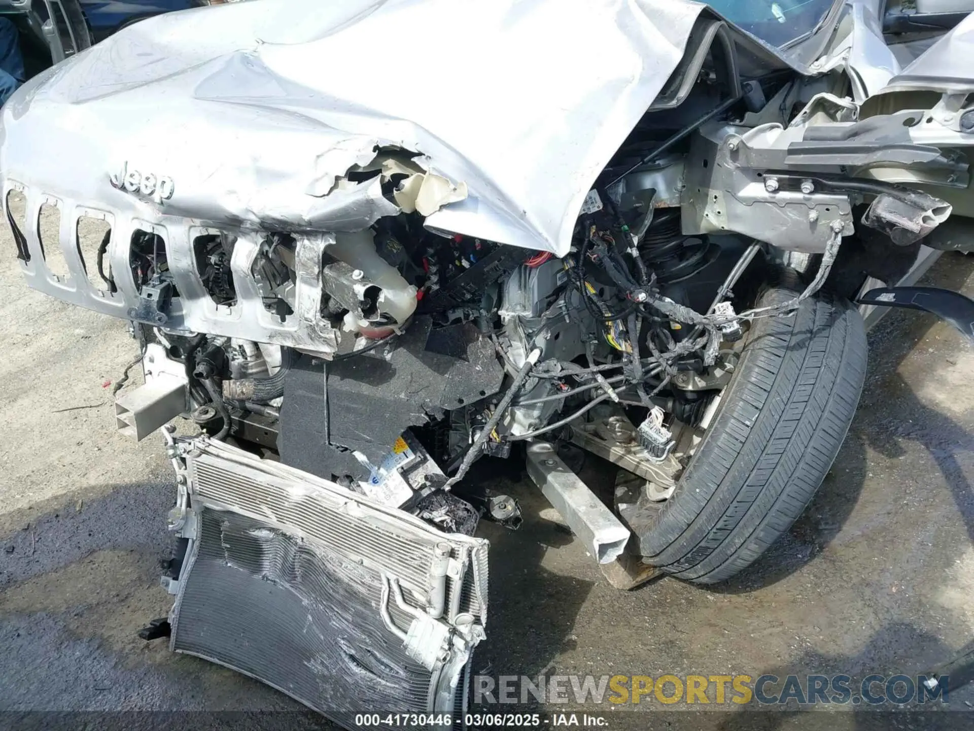 6 Photograph of a damaged car 1C4PJLCB7MD126946 JEEP CHEROKEE 2021