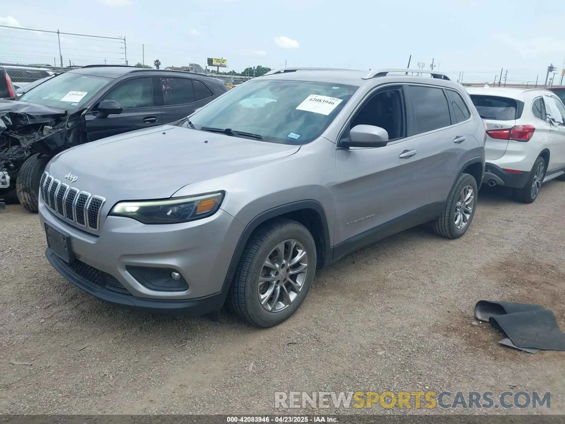 2 Фотография поврежденного автомобиля 1C4PJLLB2MD164004 JEEP CHEROKEE 2021
