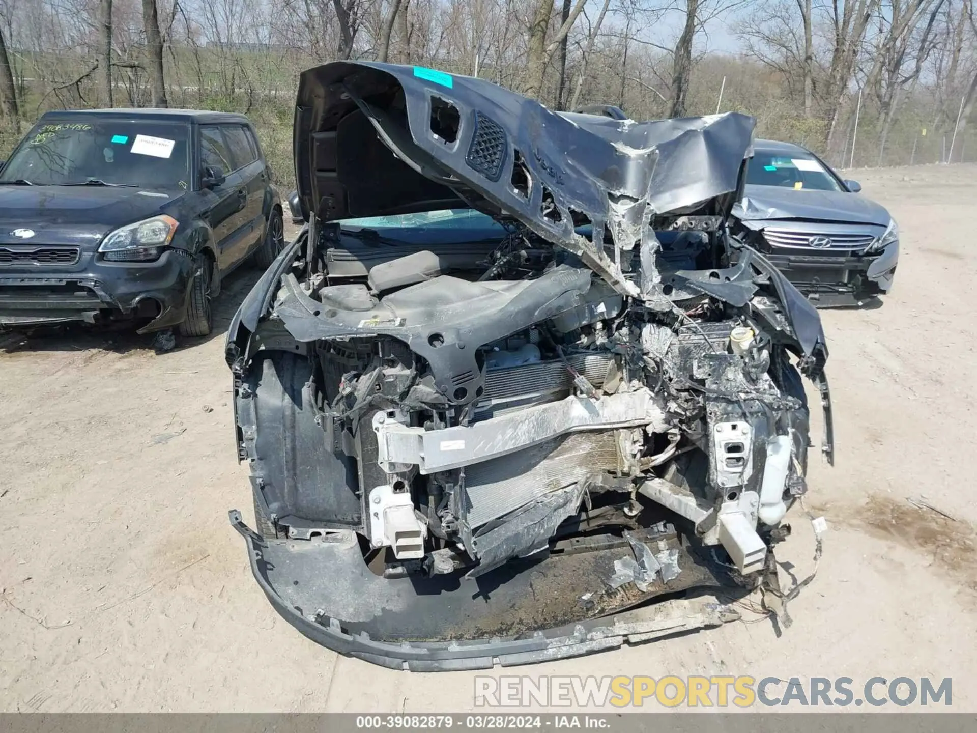 11 Photograph of a damaged car 1C4PJLLB8MD115101 JEEP CHEROKEE 2021