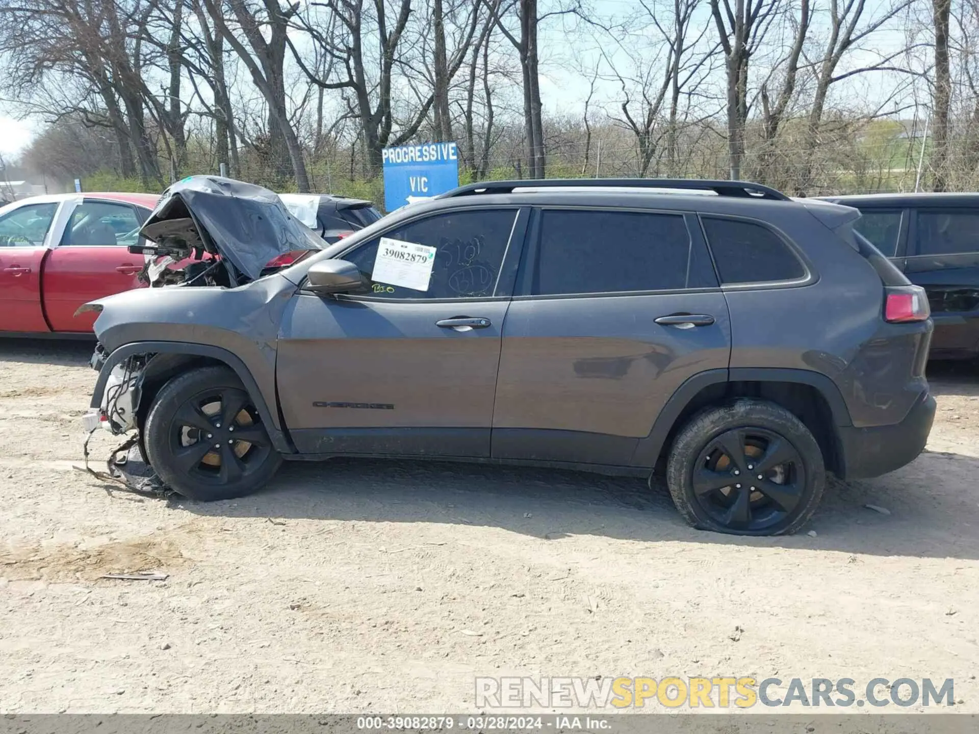 13 Photograph of a damaged car 1C4PJLLB8MD115101 JEEP CHEROKEE 2021
