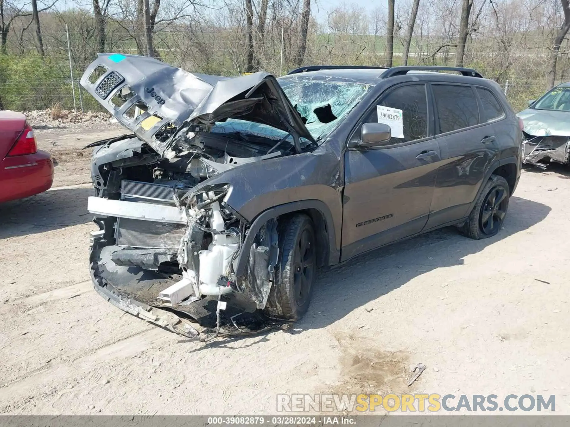 2 Photograph of a damaged car 1C4PJLLB8MD115101 JEEP CHEROKEE 2021