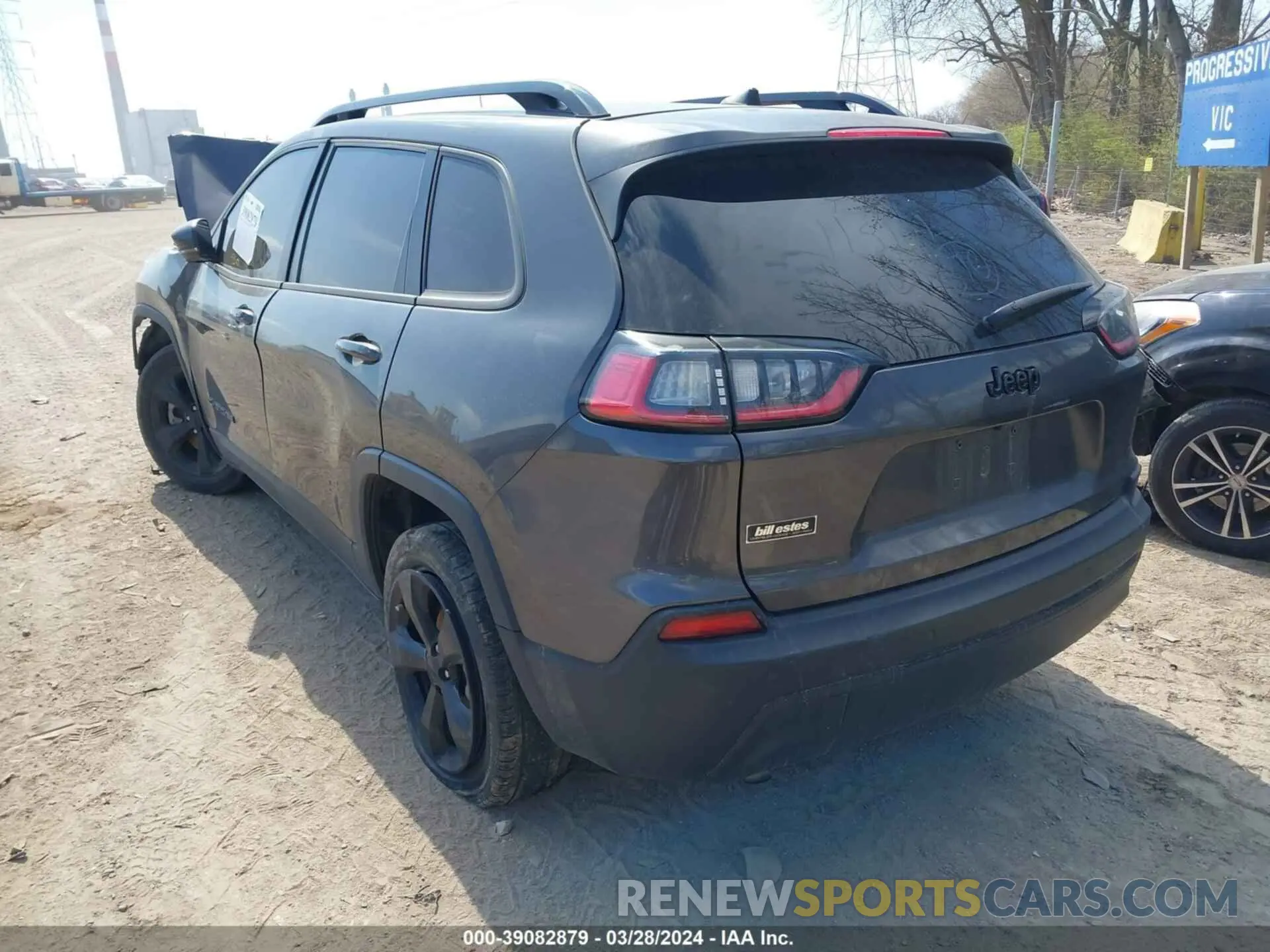 3 Photograph of a damaged car 1C4PJLLB8MD115101 JEEP CHEROKEE 2021