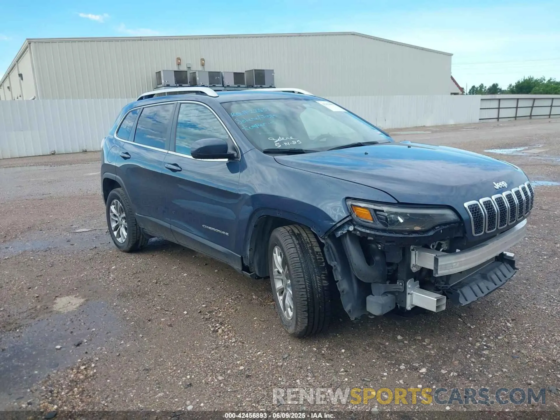 1 Фотография поврежденного автомобиля 1C4PJLMX2MD107165 JEEP CHEROKEE 2021