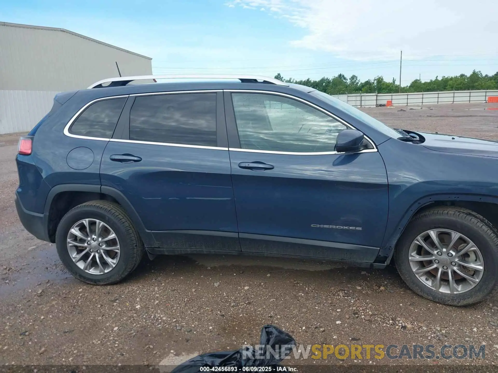 14 Фотография поврежденного автомобиля 1C4PJLMX2MD107165 JEEP CHEROKEE 2021