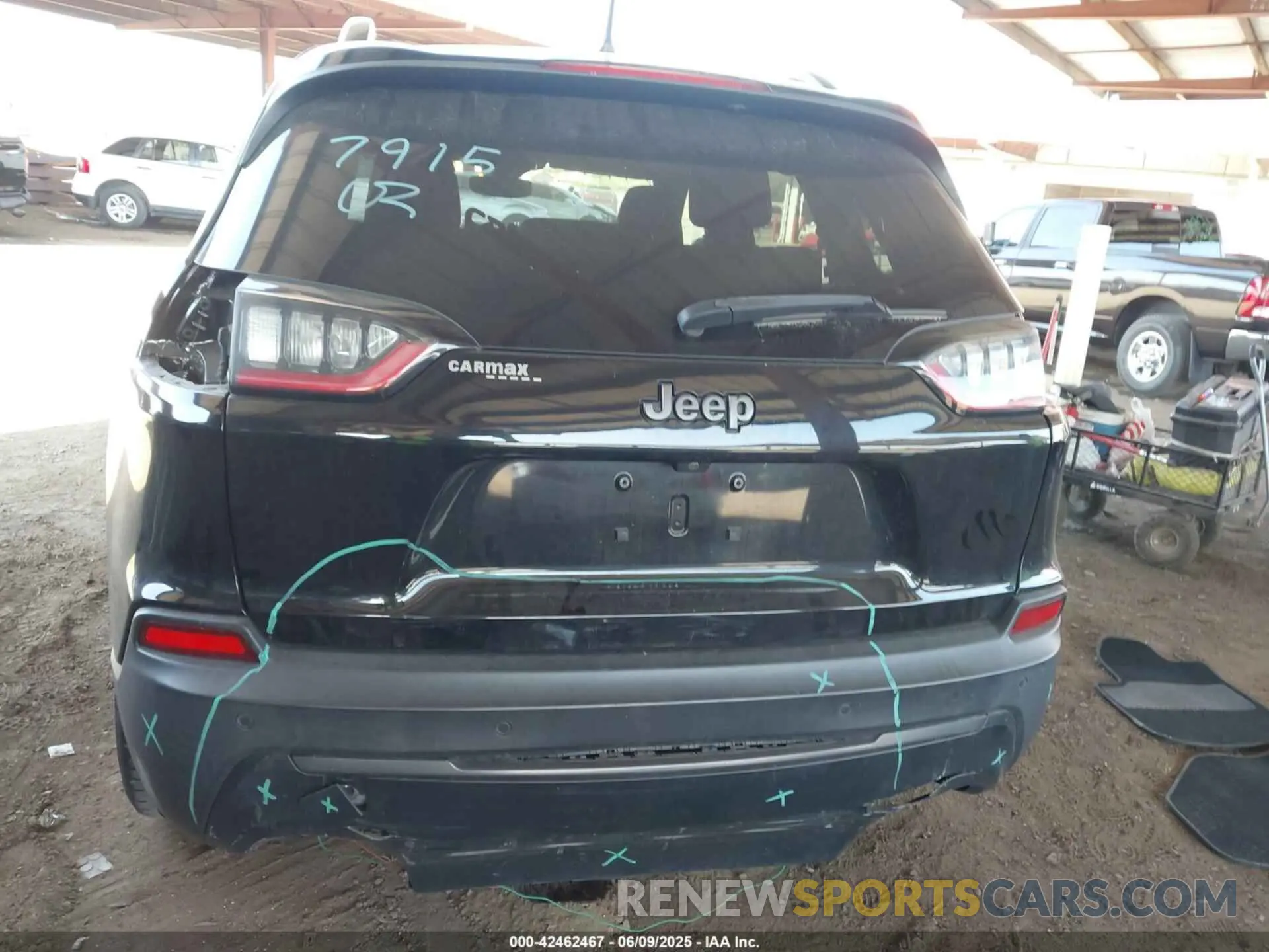 6 Photograph of a damaged car 1C4PJLMX5MD144338 JEEP CHEROKEE 2021