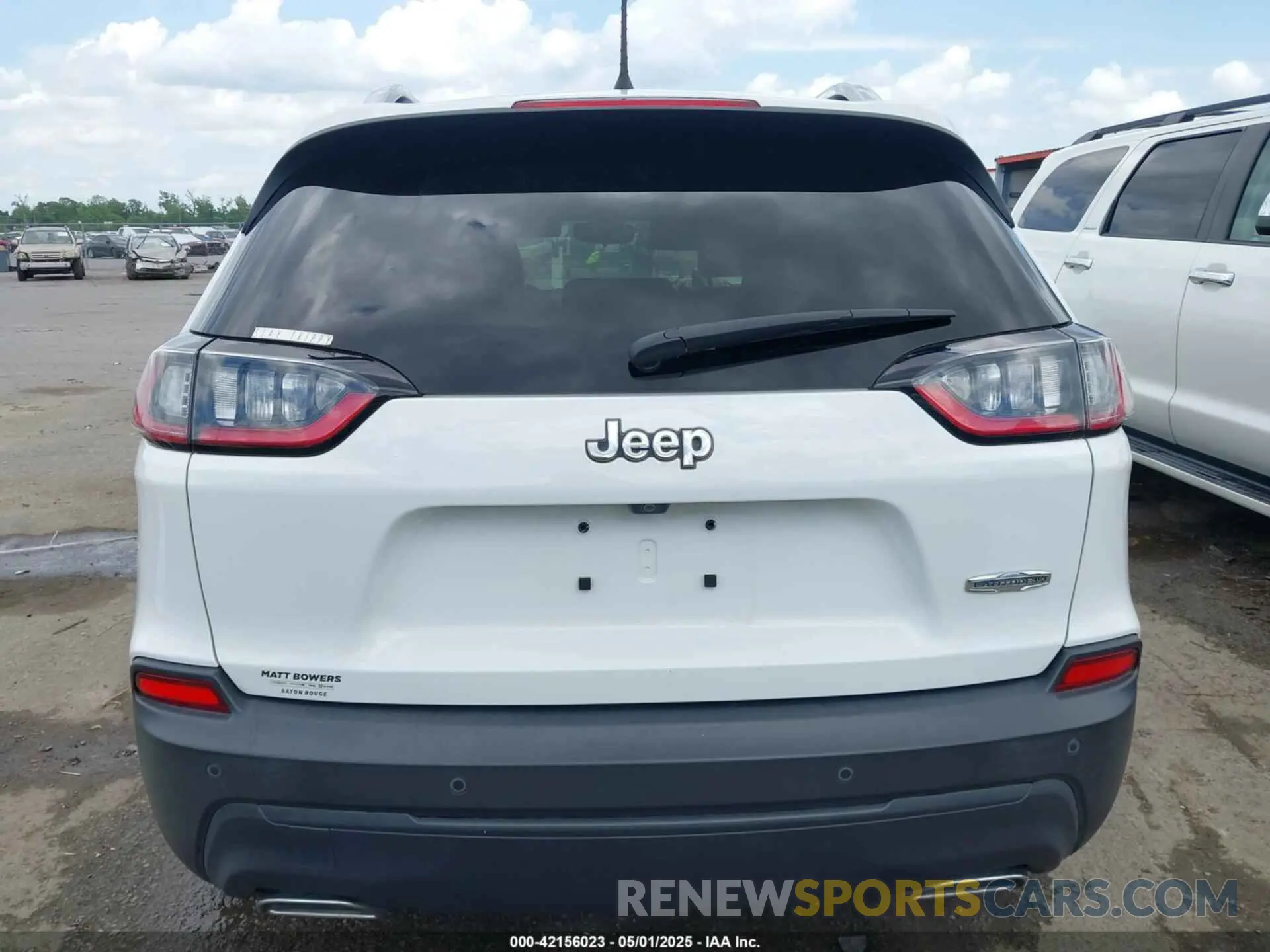 16 Photograph of a damaged car 1C4PJLMXXMD239400 JEEP CHEROKEE 2021
