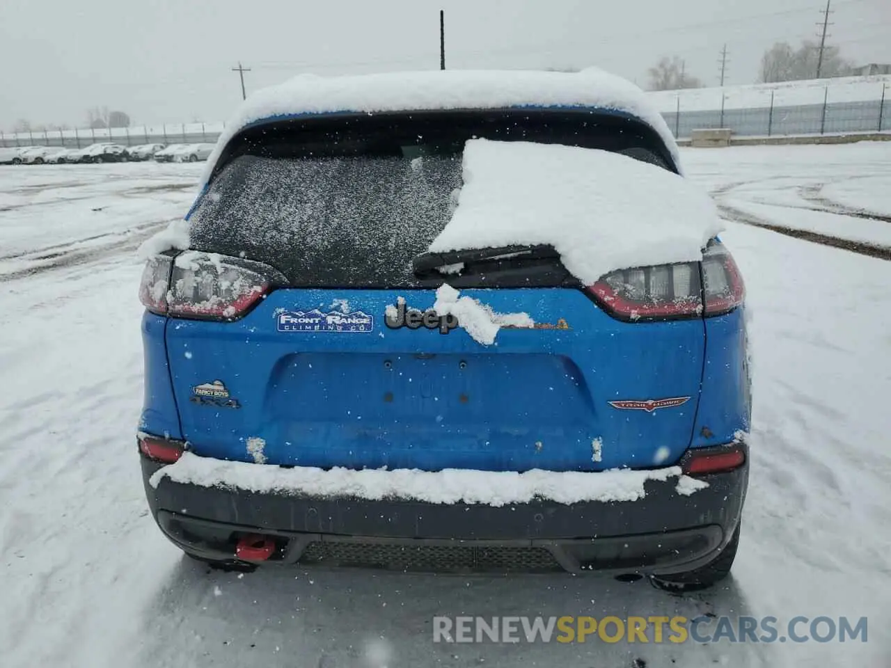 6 Photograph of a damaged car 1C4PJMBX4MD186752 JEEP CHEROKEE 2021