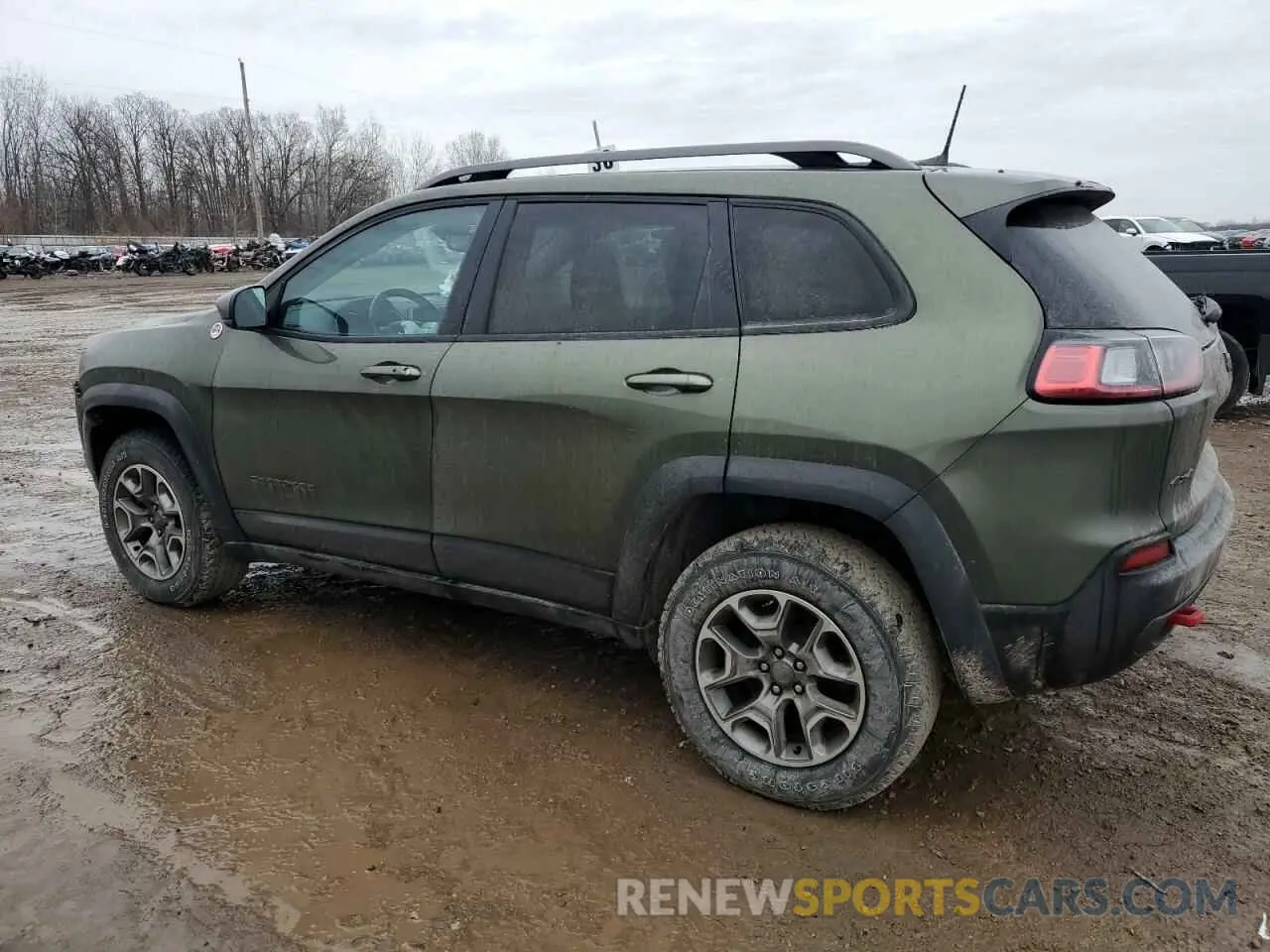 2 Photograph of a damaged car 1C4PJMBX4MD203131 JEEP CHEROKEE 2021