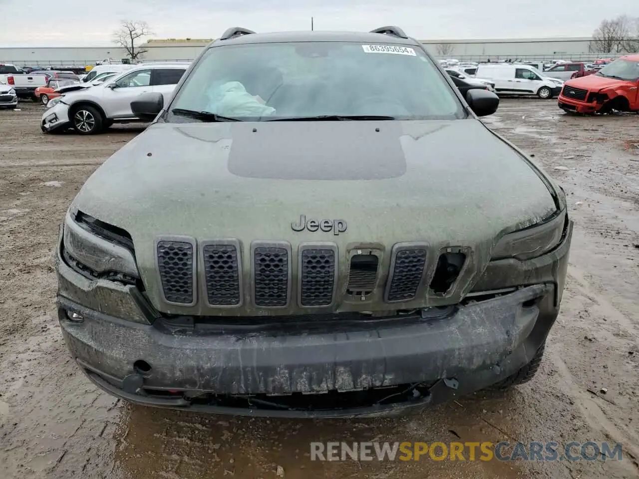 5 Photograph of a damaged car 1C4PJMBX4MD203131 JEEP CHEROKEE 2021