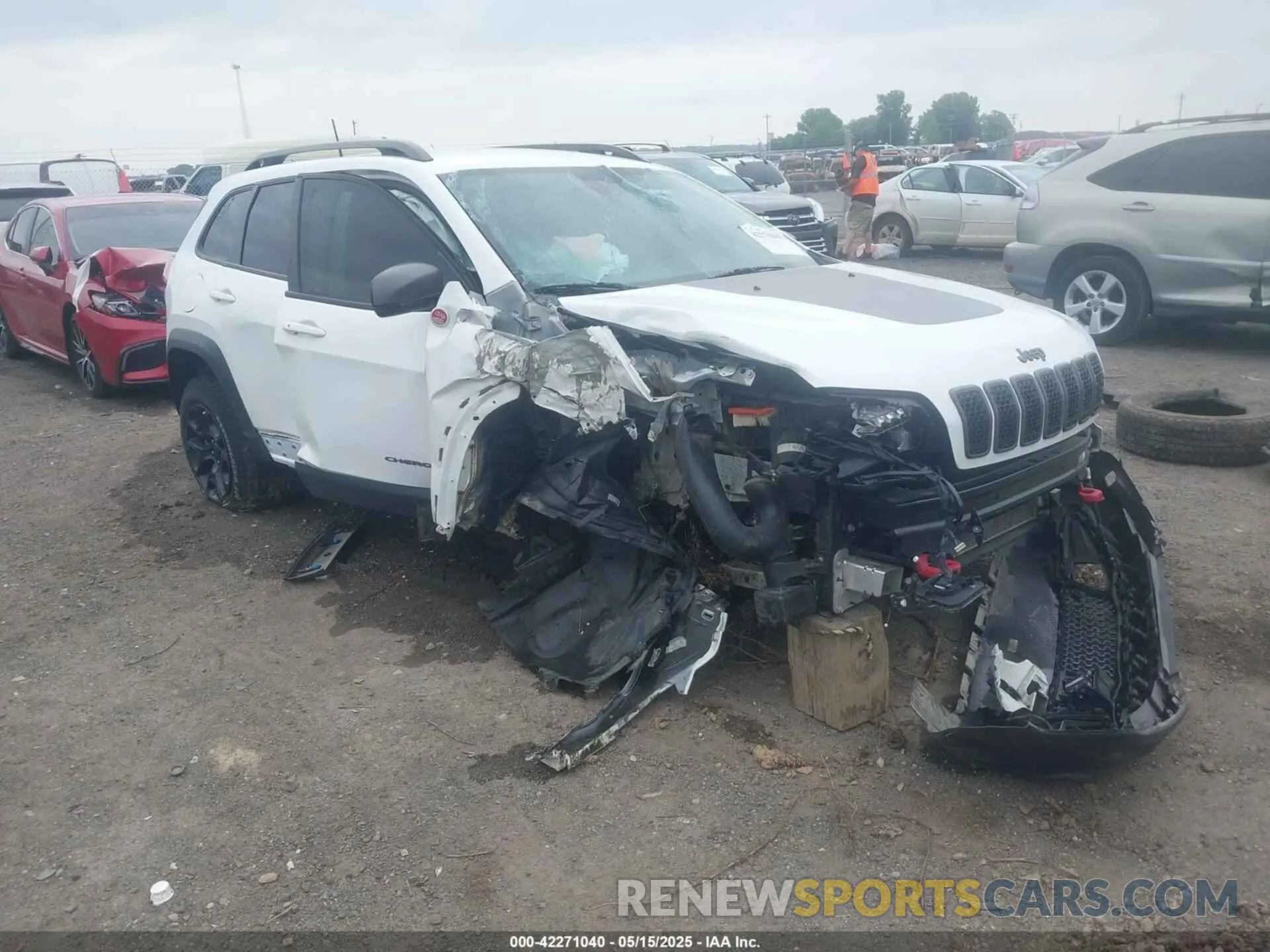 1 Фотография поврежденного автомобиля 1C4PJMBX4MD239112 JEEP CHEROKEE 2021